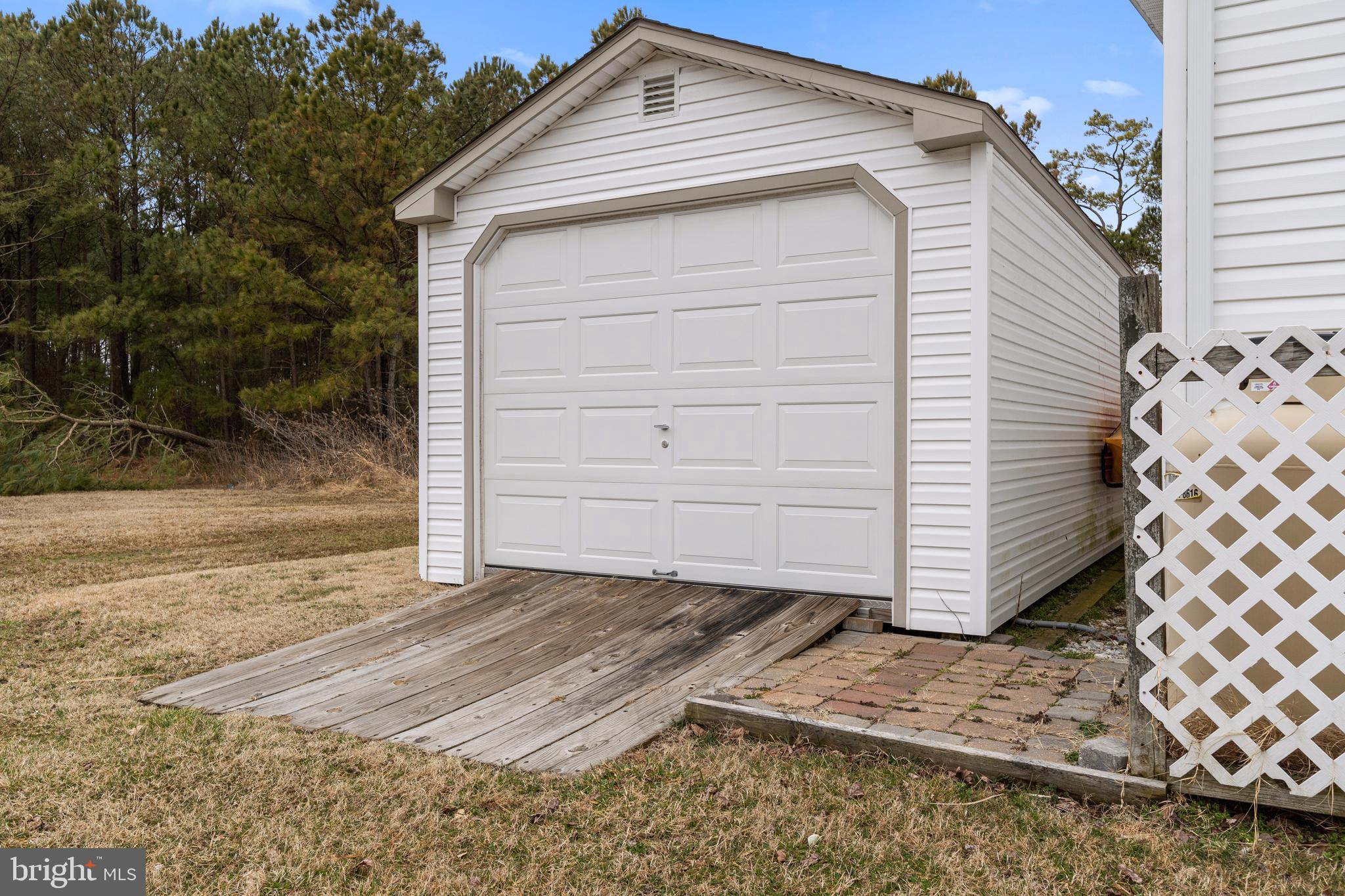 MARINERS COVE - Residential