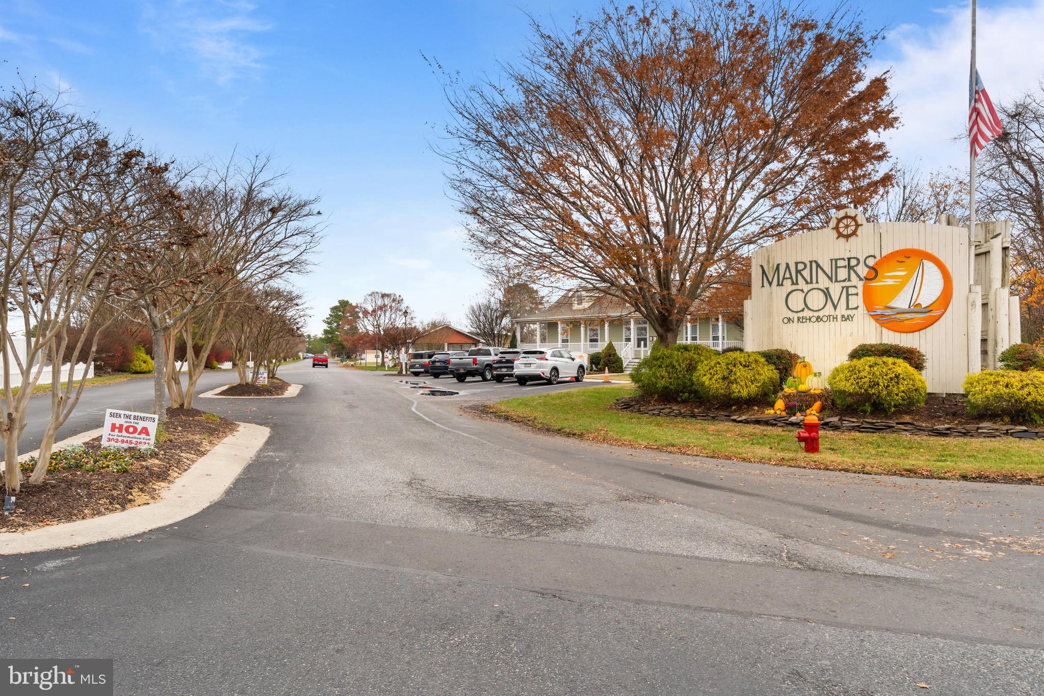 MARINERS COVE - Residential