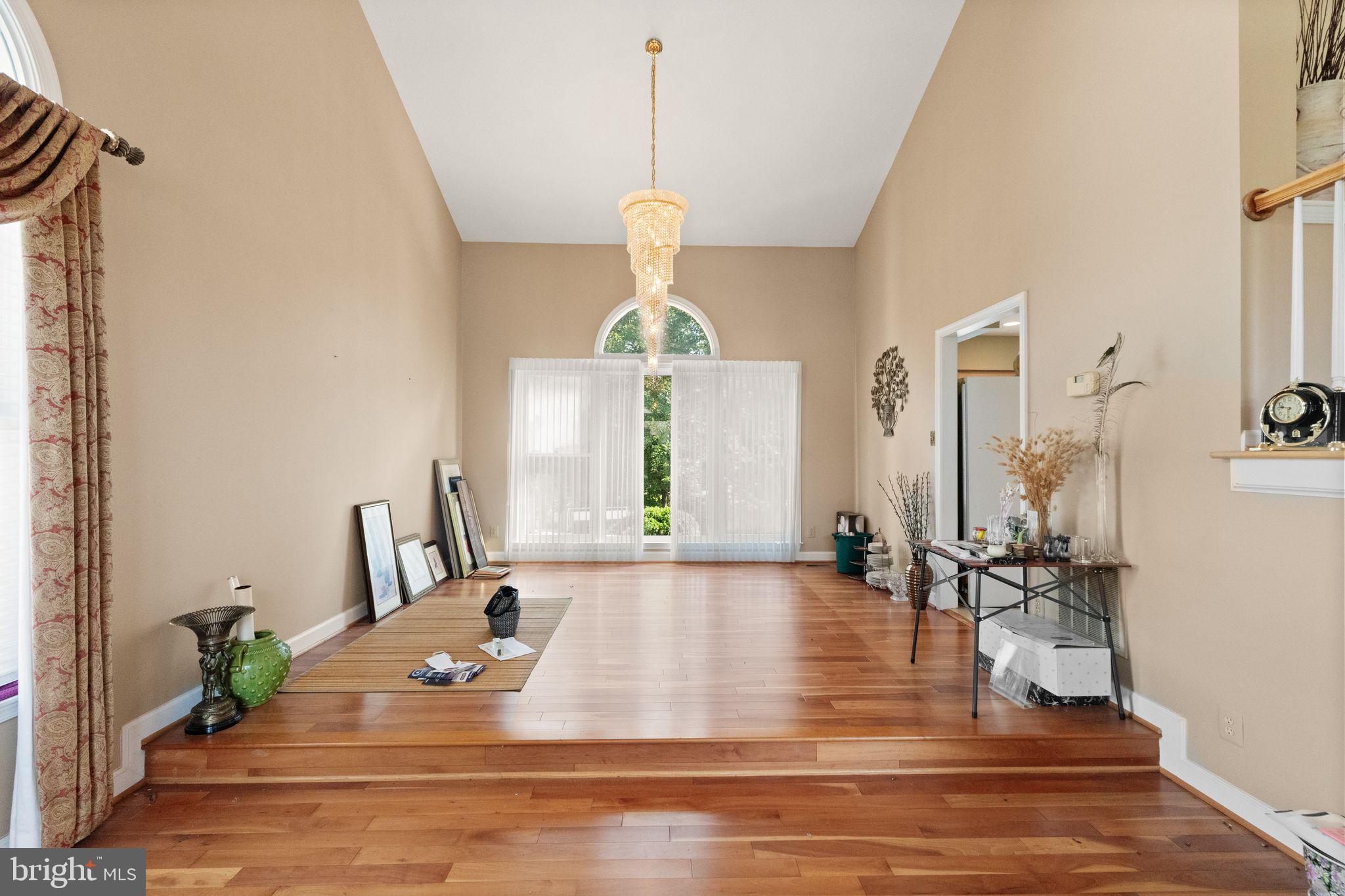 15409 EAGLE TAVERN LANE
