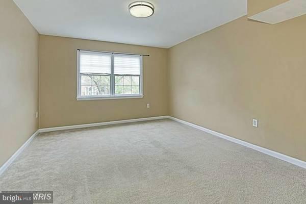 FOXCROFT COLONY - Residential Lease