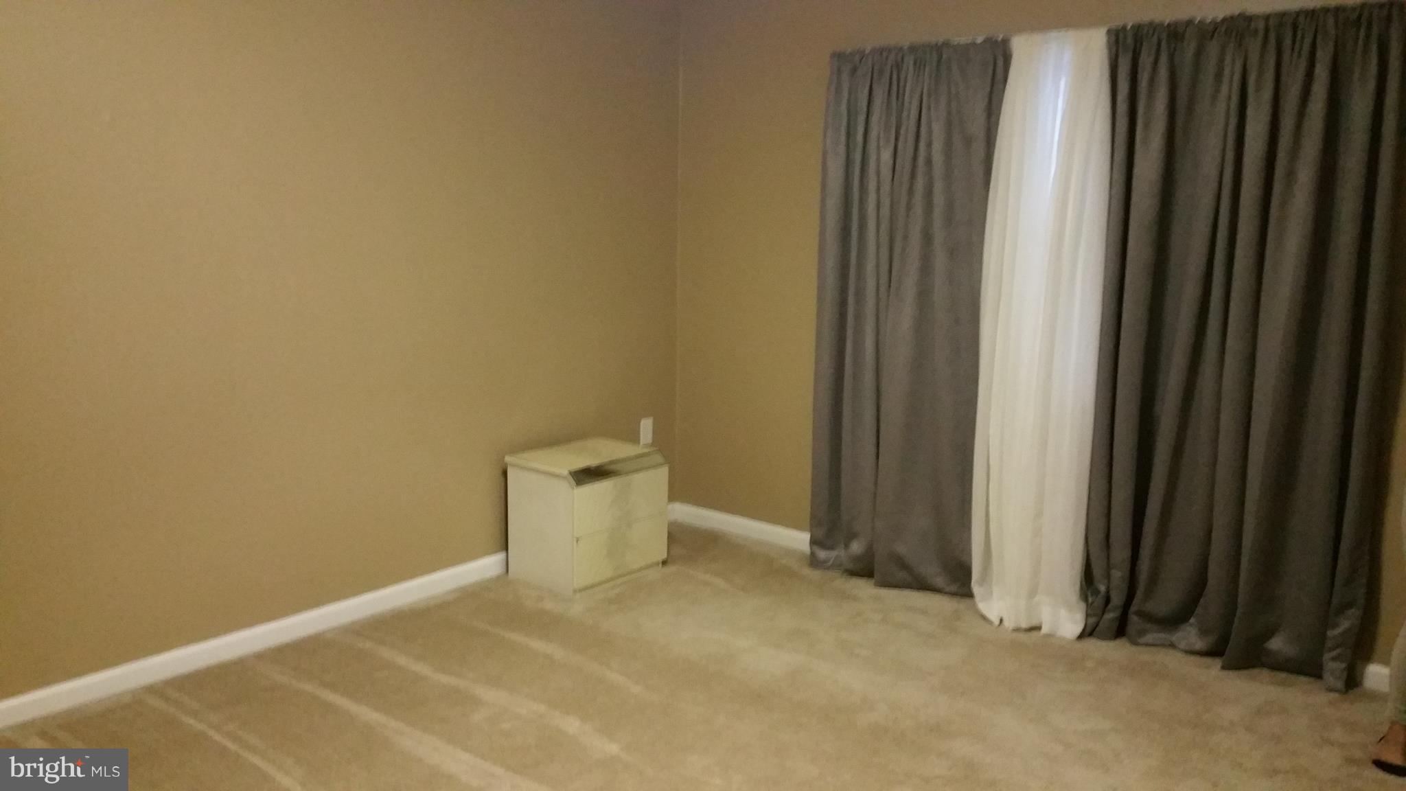 FOXCROFT COLONY - Residential Lease