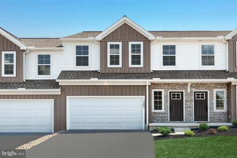 Townhouse For Sale - 7859 Briarwood Drive<br/> HARRISBURG, PA 17112