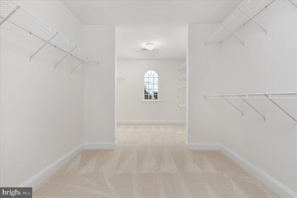 MEADOWS 2 - Residential