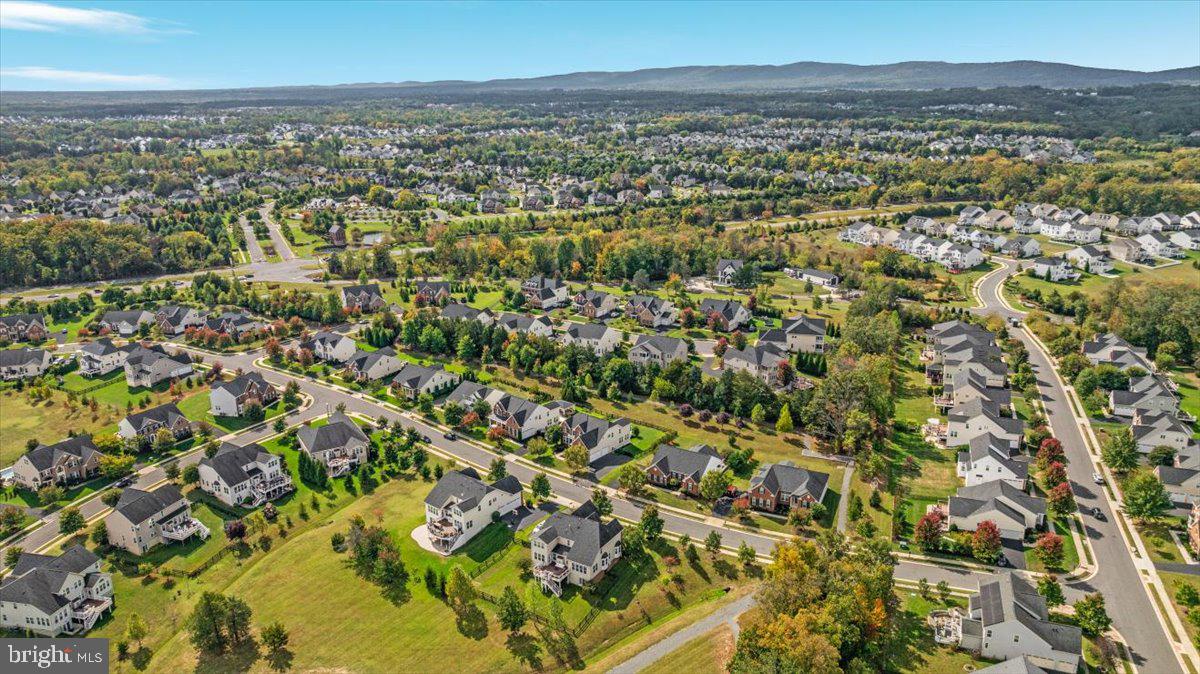 MEADOWS 2 - Residential