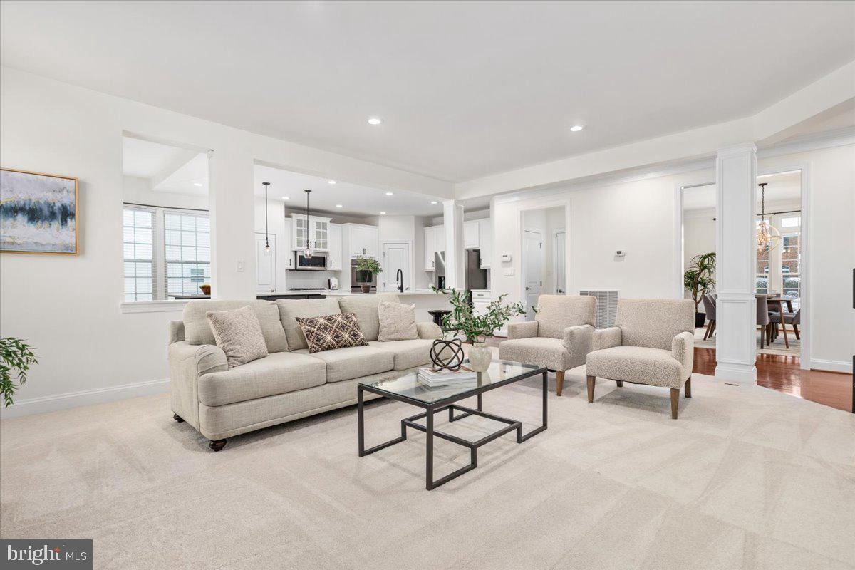 MEADOWS 2 - Residential