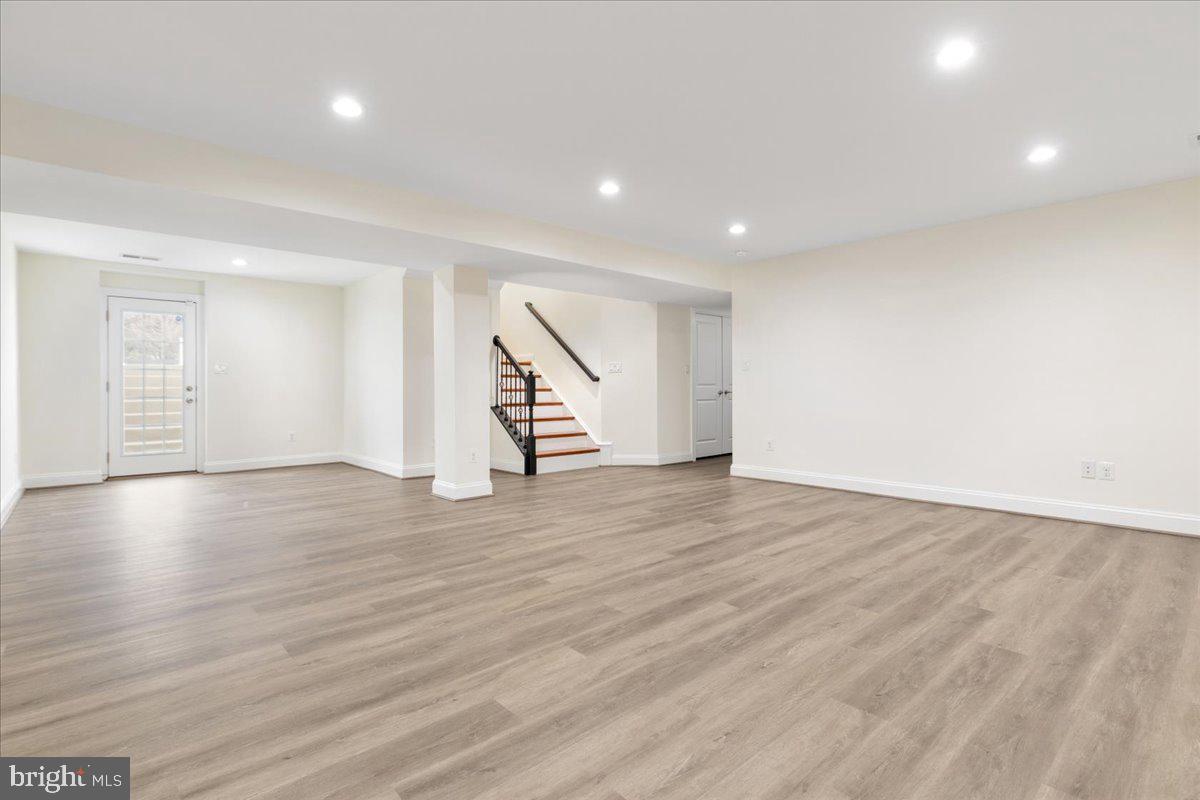 MEADOWS 2 - Residential