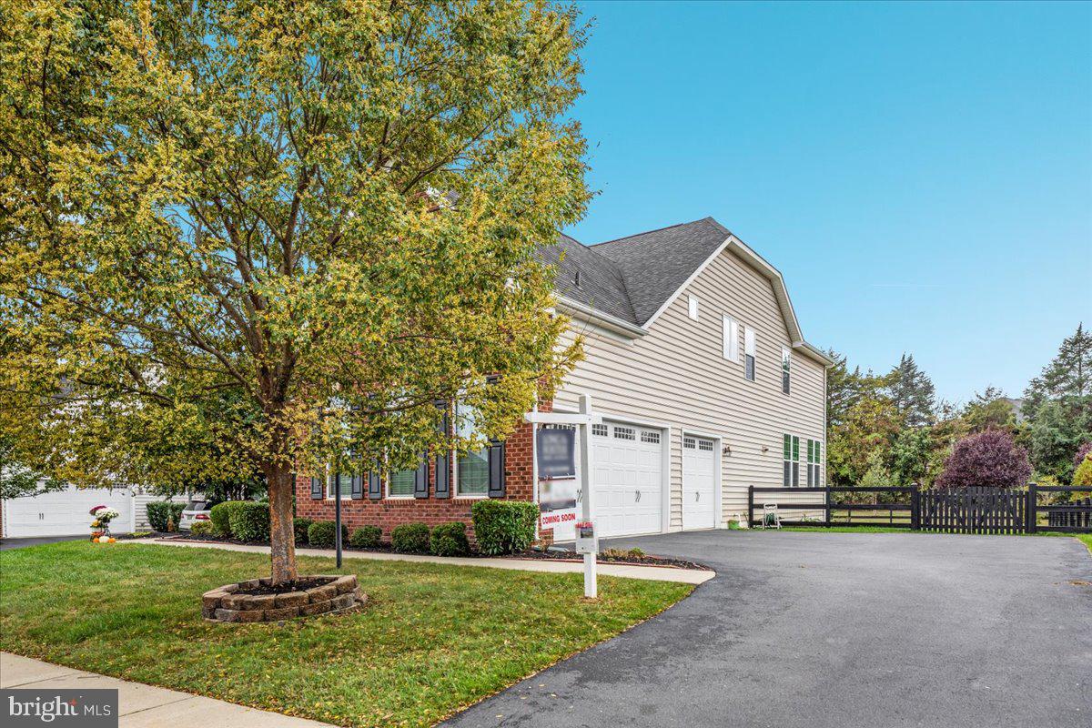 MEADOWS 2 - Residential