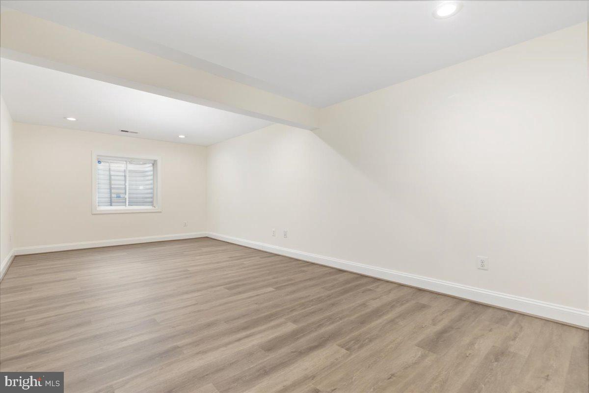 MEADOWS 2 - Residential