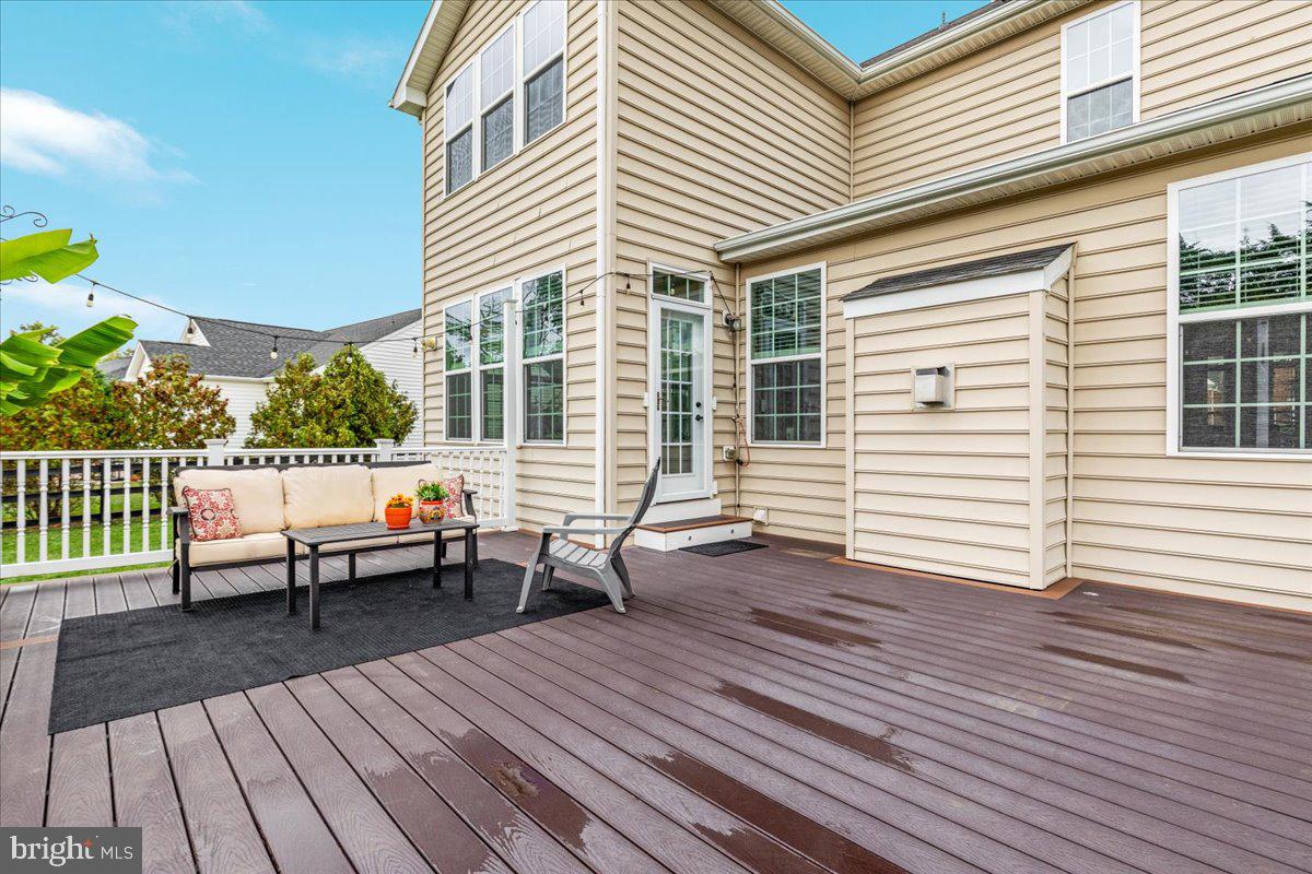 MEADOWS 2 - Residential