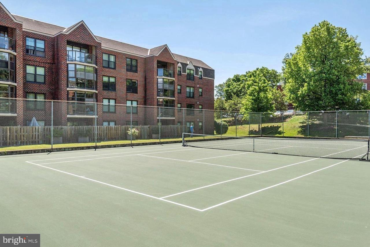 COURTHOUSE - Residential