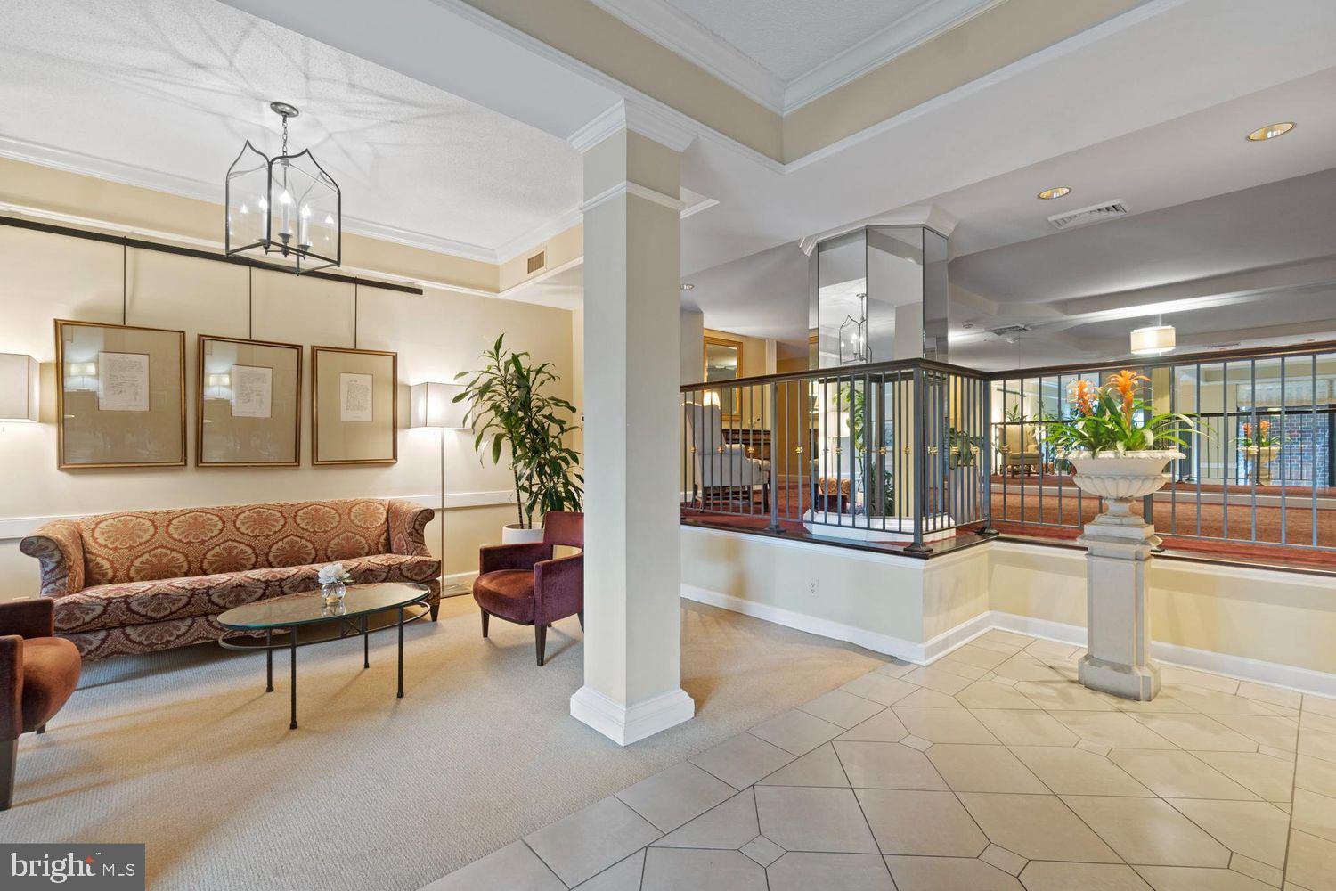 COURTHOUSE - Residential