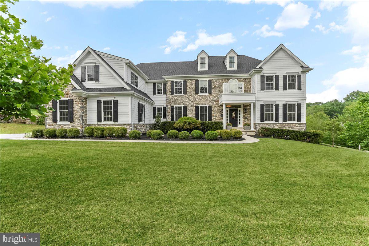 203 GEIST VIEW CIRCLE
