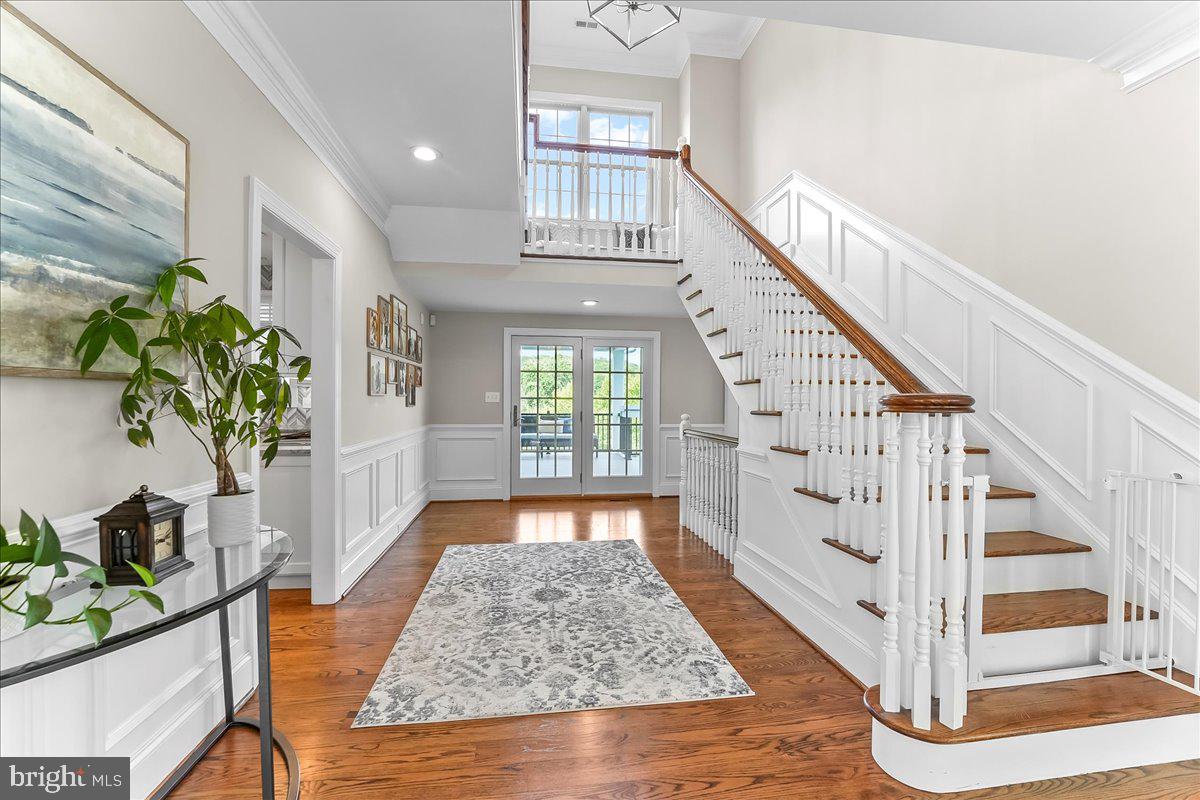 203 GEIST VIEW CIRCLE