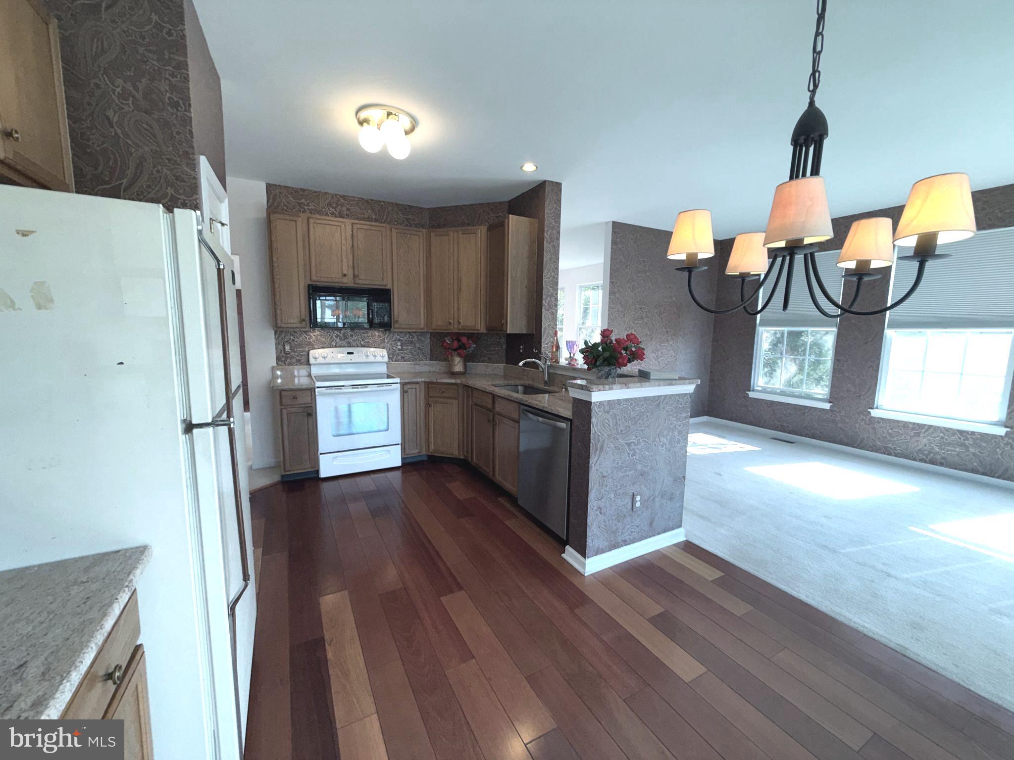 FOX HILL FARM - Residential