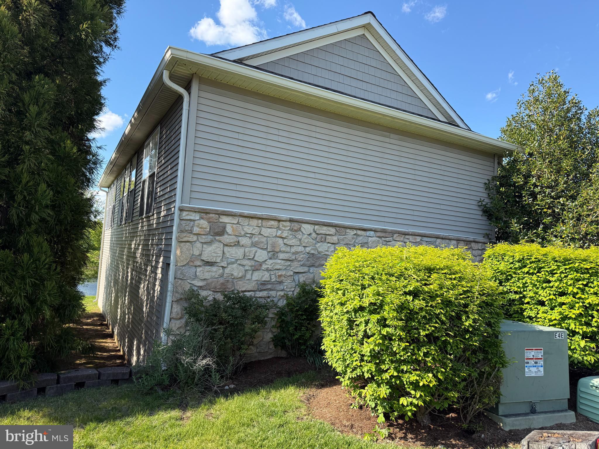 FOX HILL FARM - Residential