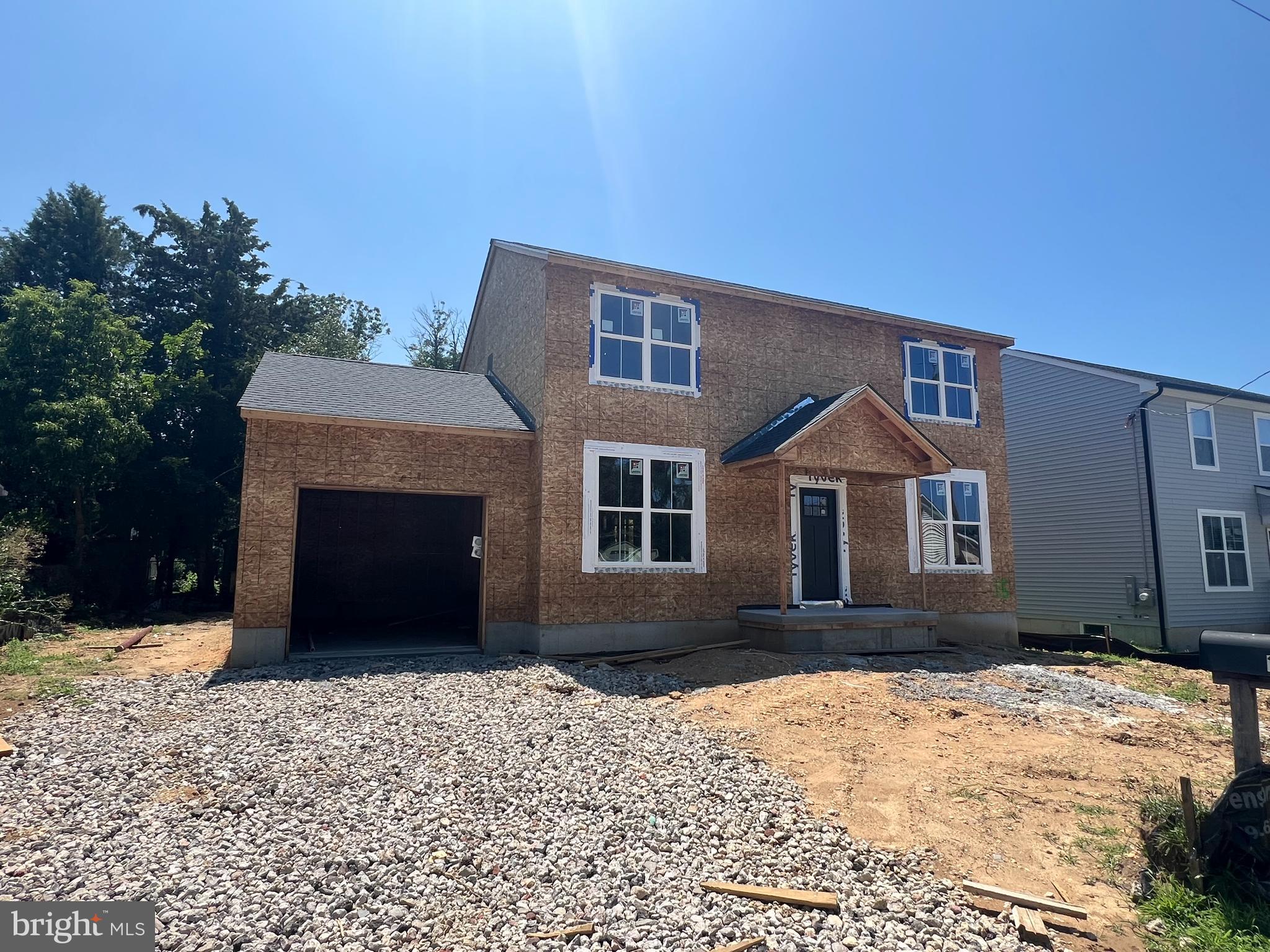15 ALFRED AVENUE