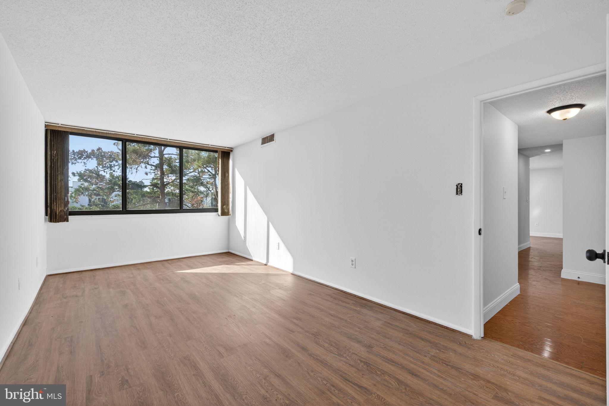 TWENTY-ONE - Residential Lease