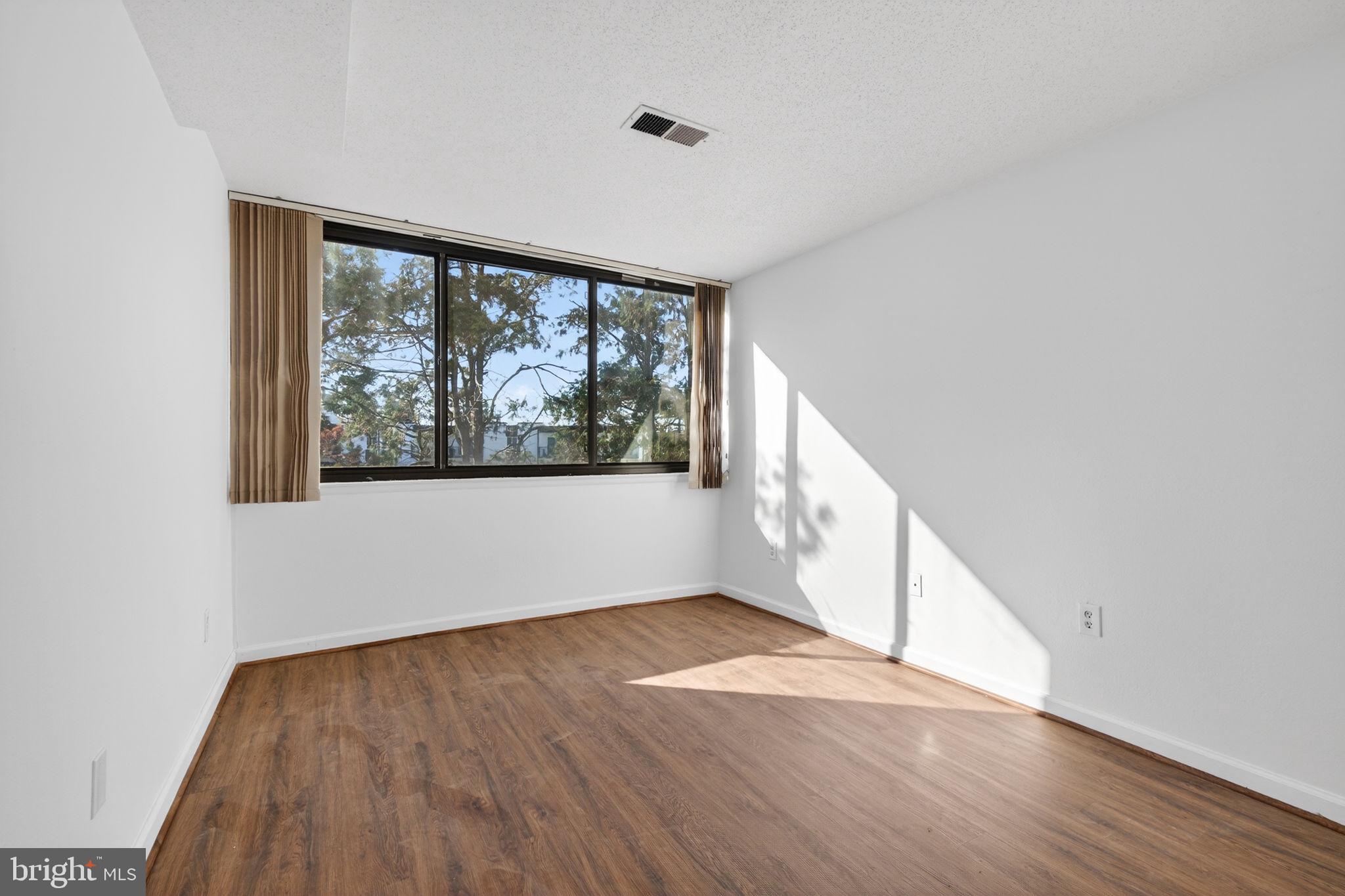 TWENTY-ONE - Residential Lease