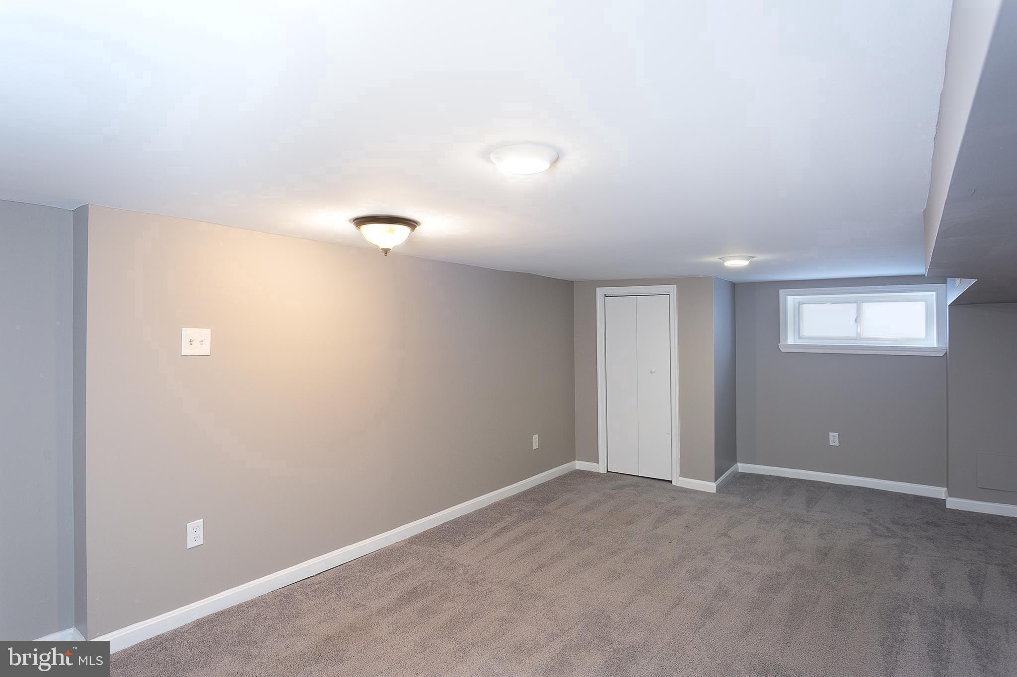 HIGHLANDTOWN - Residential