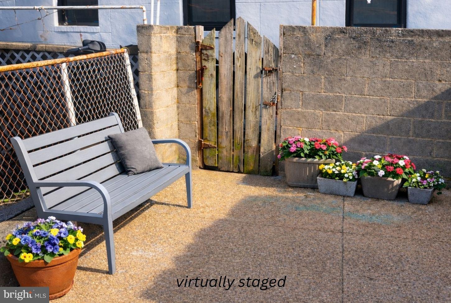 HIGHLANDTOWN - Residential