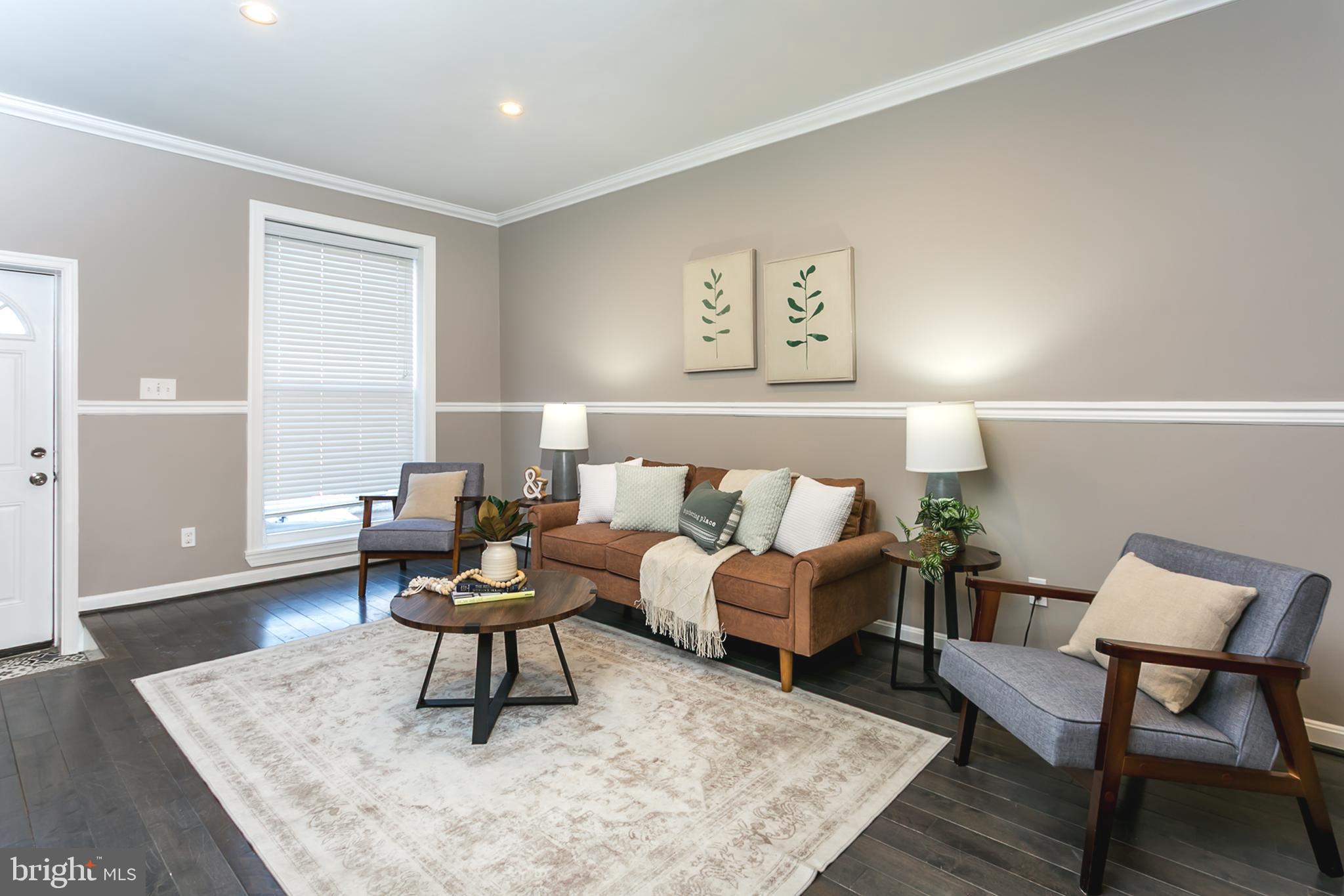 HIGHLANDTOWN - Residential