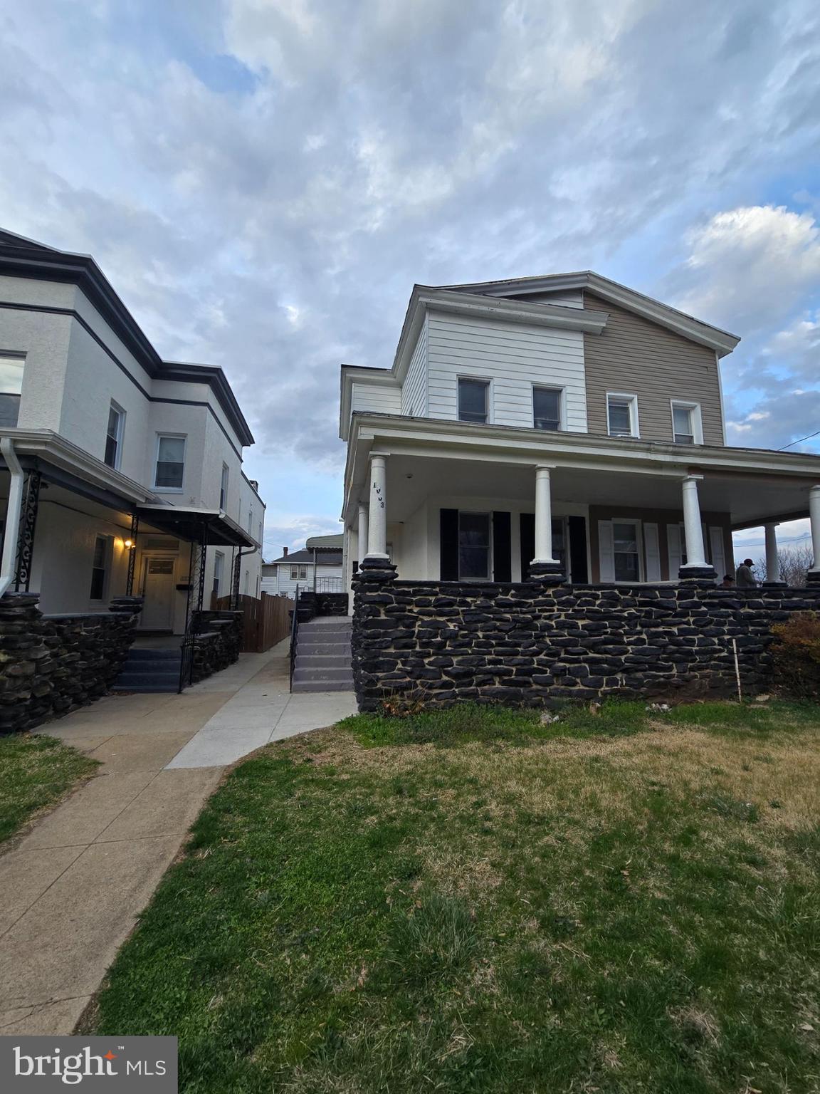 ROGNEL HEIGHTS - Residential Lease
