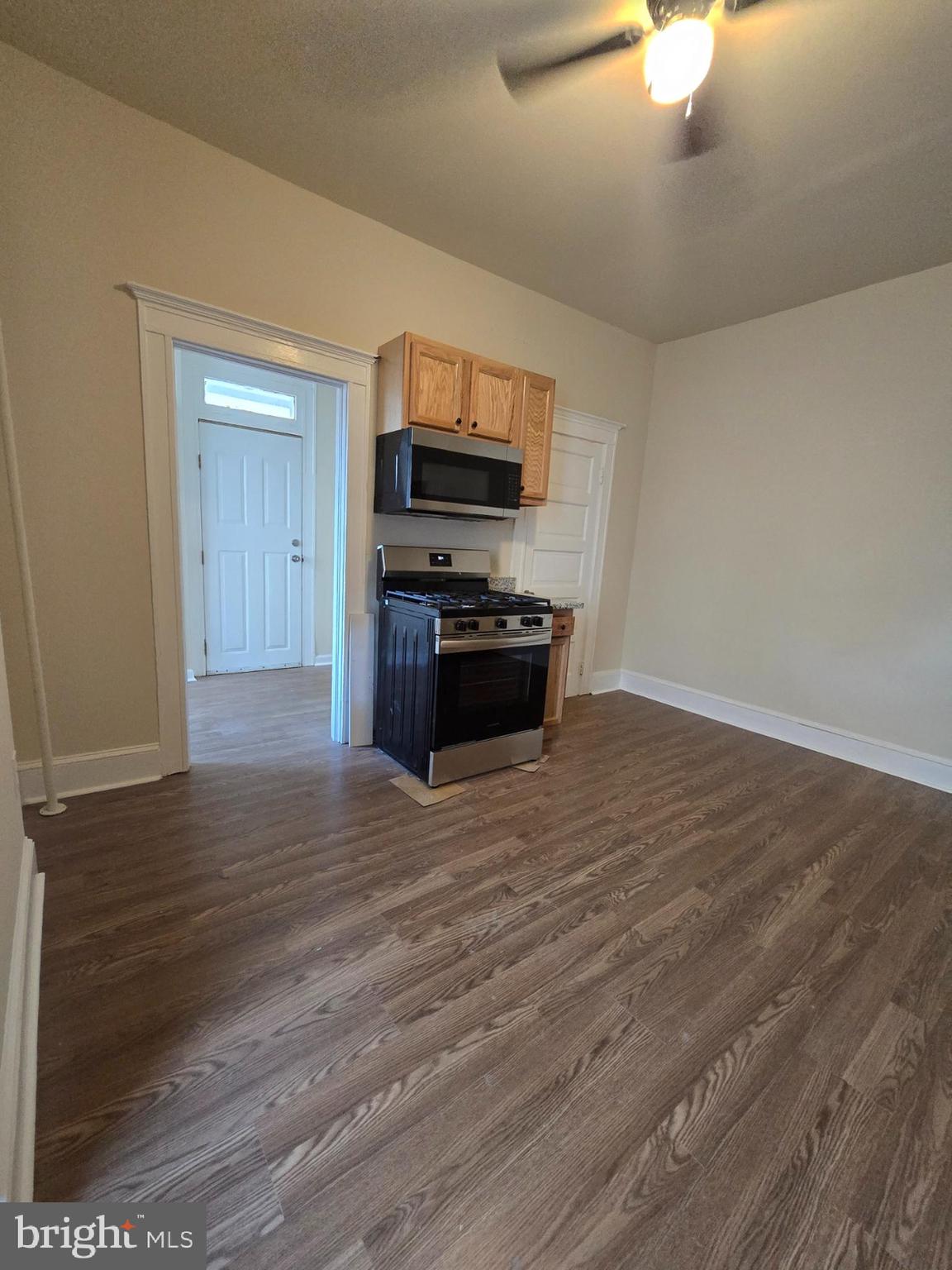ROGNEL HEIGHTS - Residential Lease