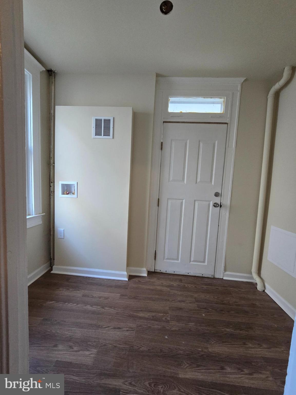 ROGNEL HEIGHTS - Residential Lease
