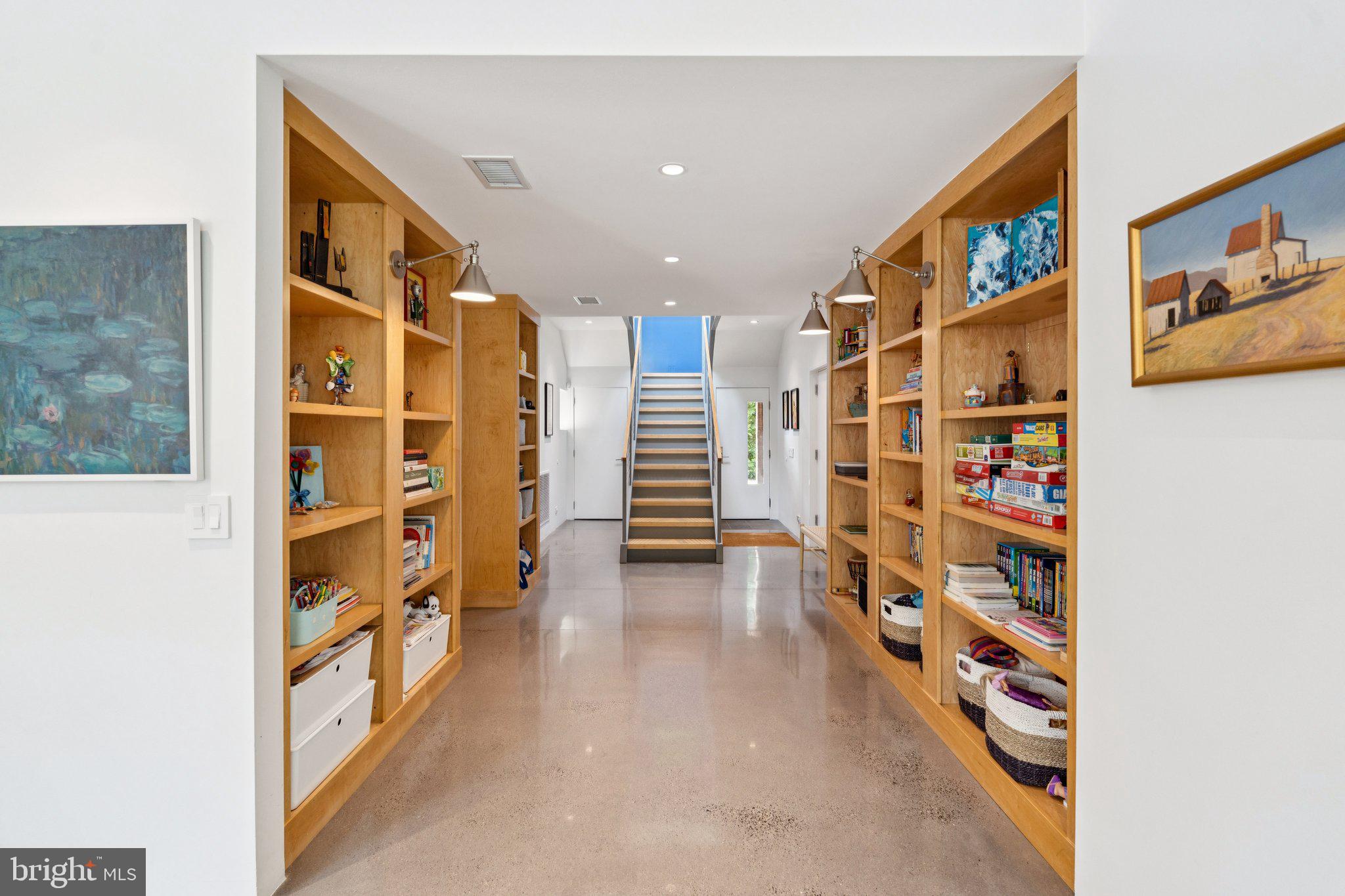 ARLINGWOOD - Residential