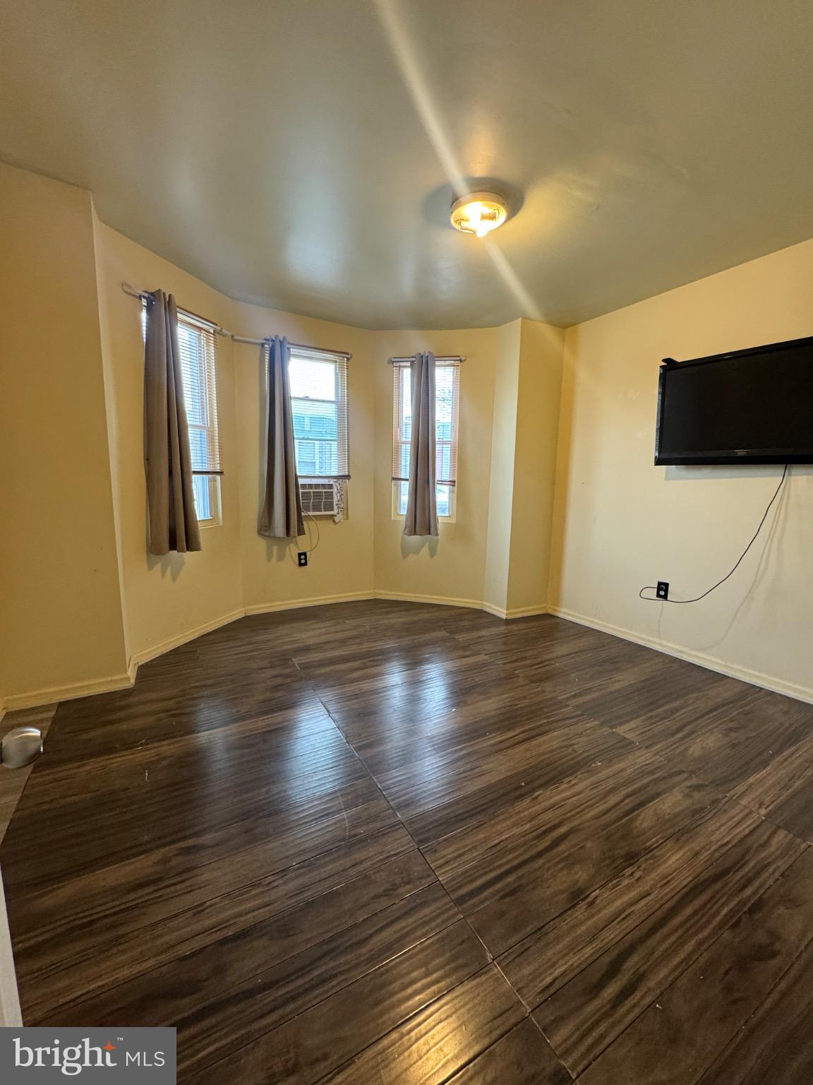 PHILADELPHIA (NORTH) - Residential