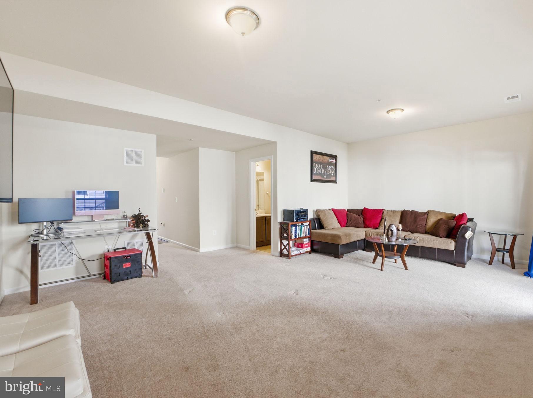 SMITH HOME FARM - Residential