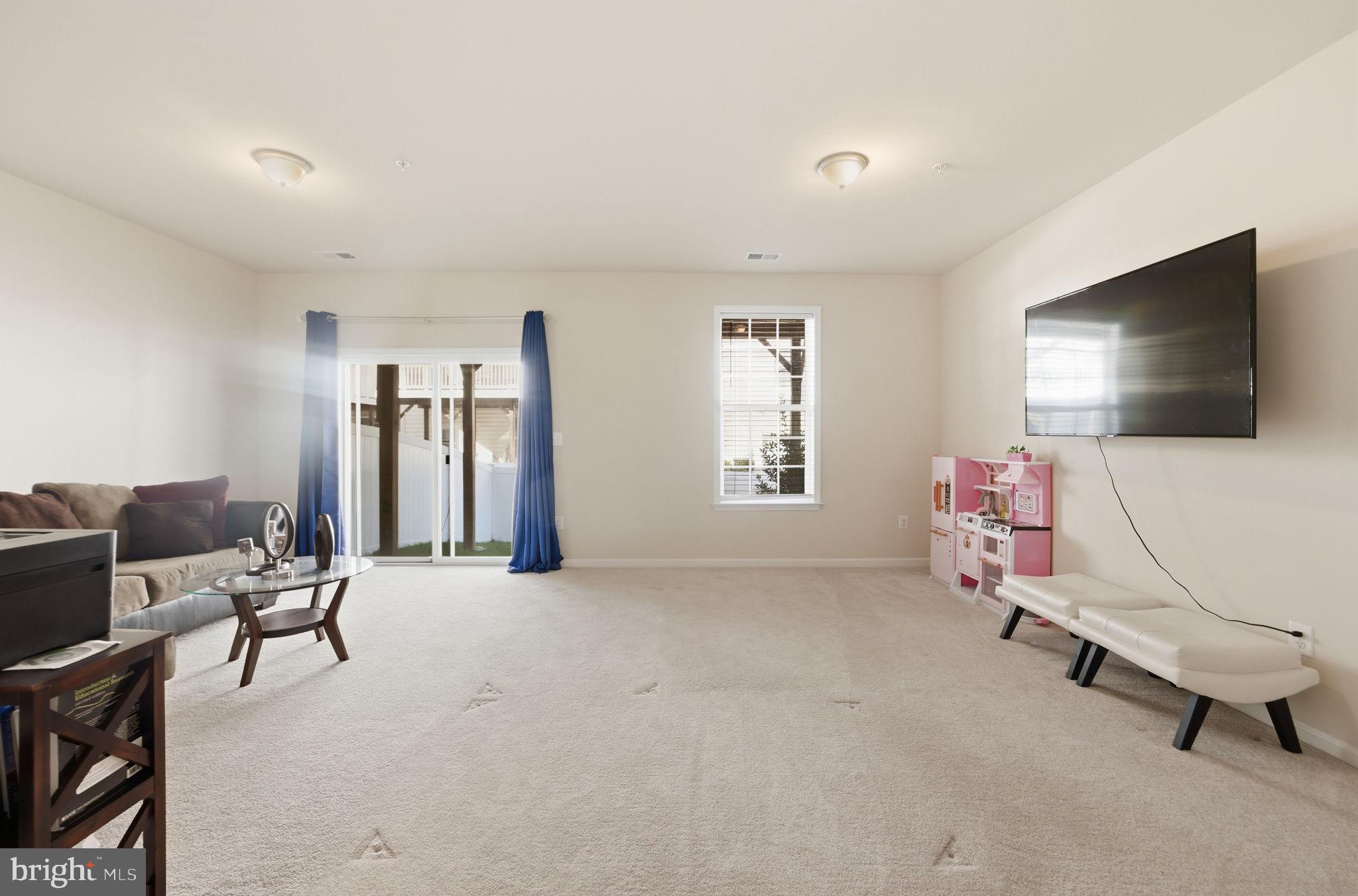 SMITH HOME FARM - Residential