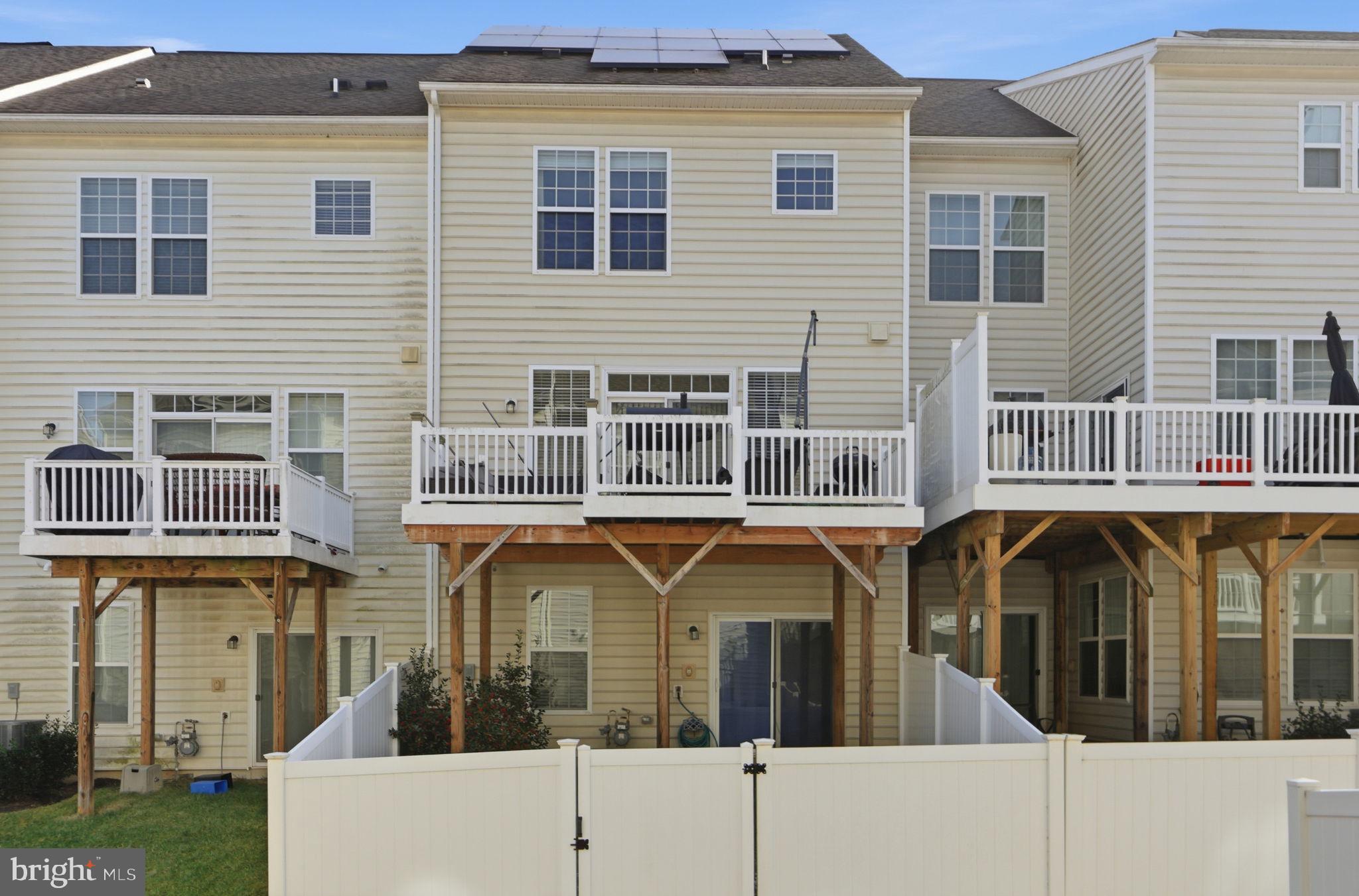 SMITH HOME FARM - Residential