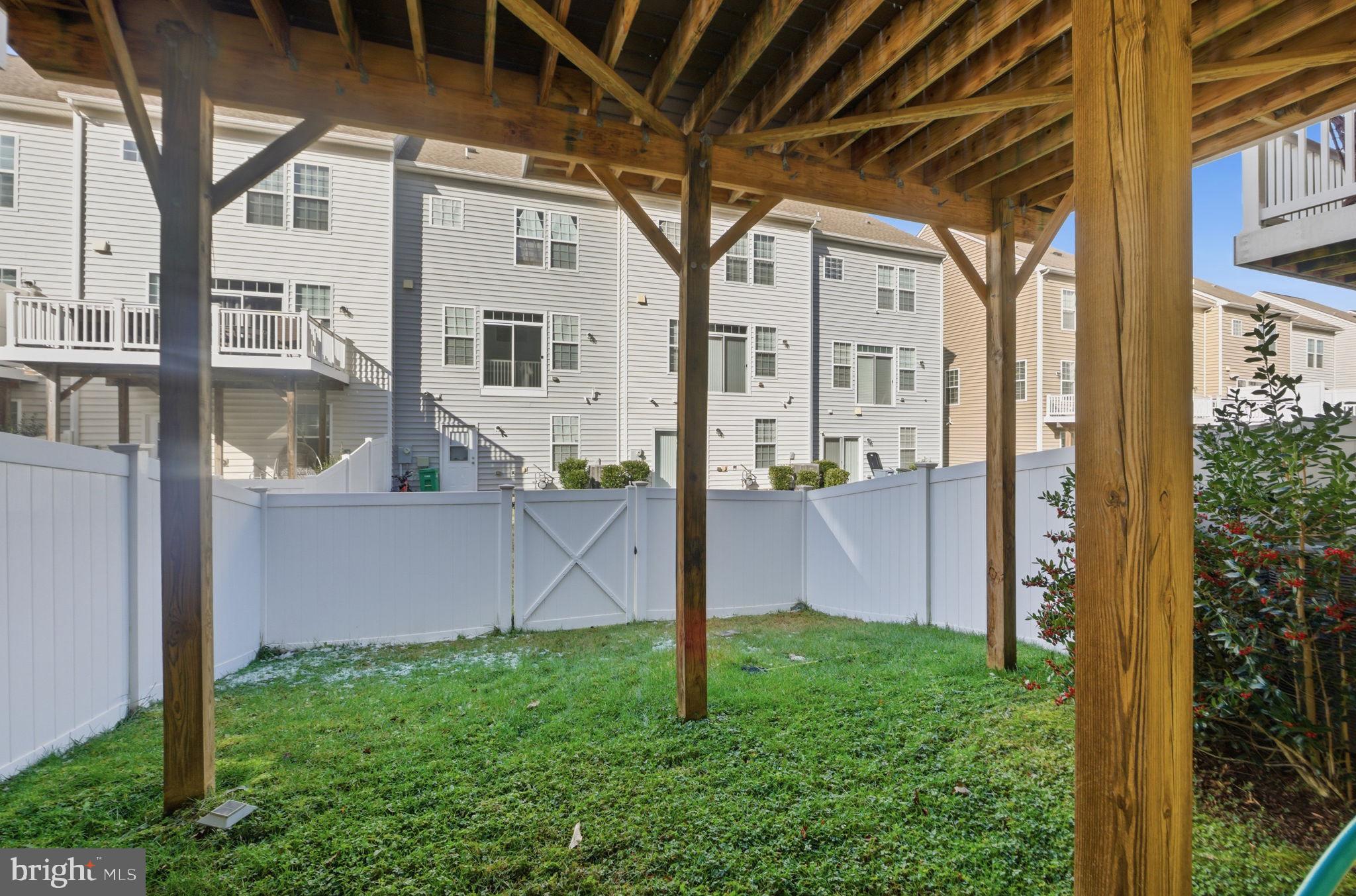 SMITH HOME FARM - Residential