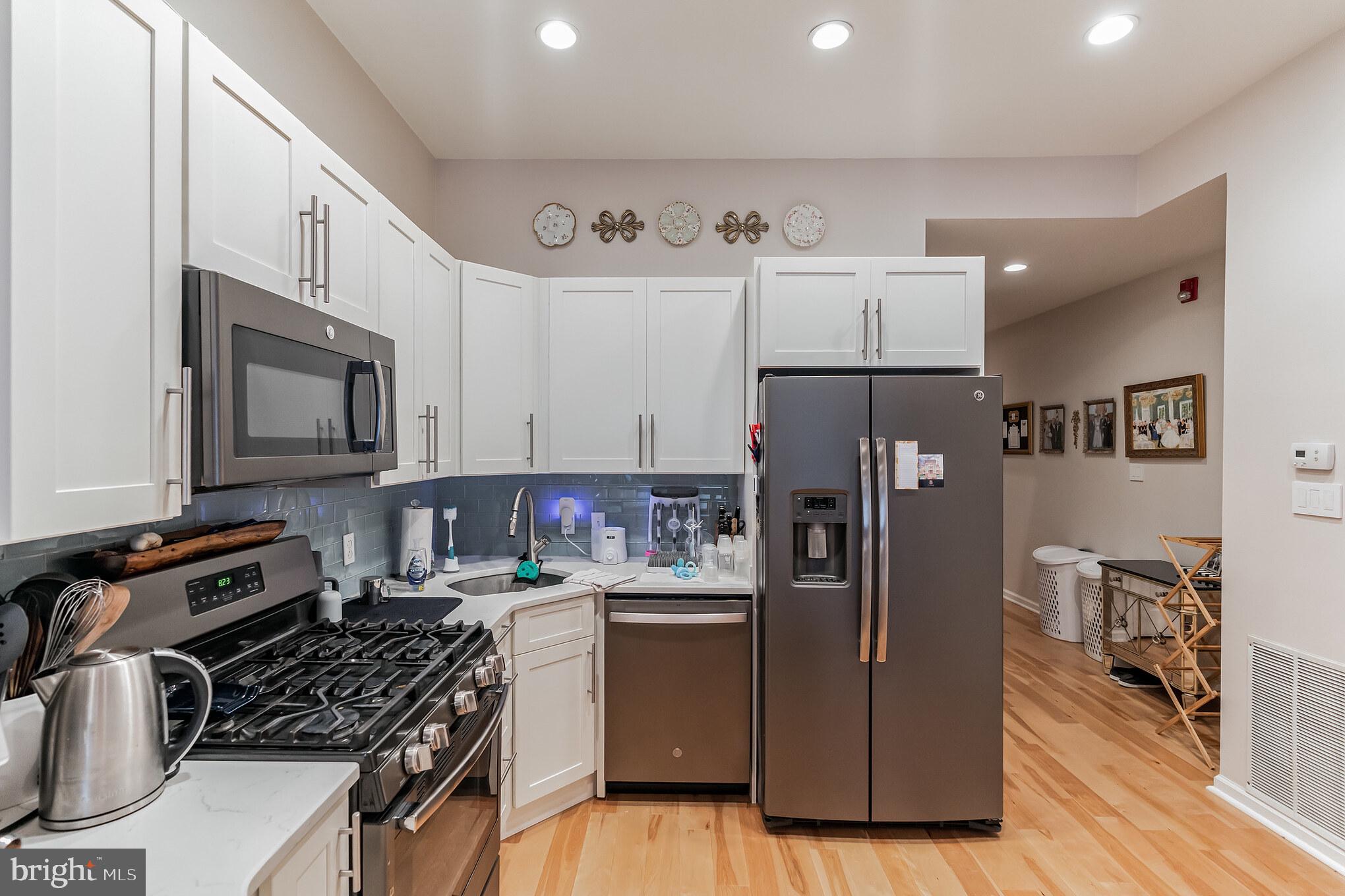 OLD CITY - Residential Lease