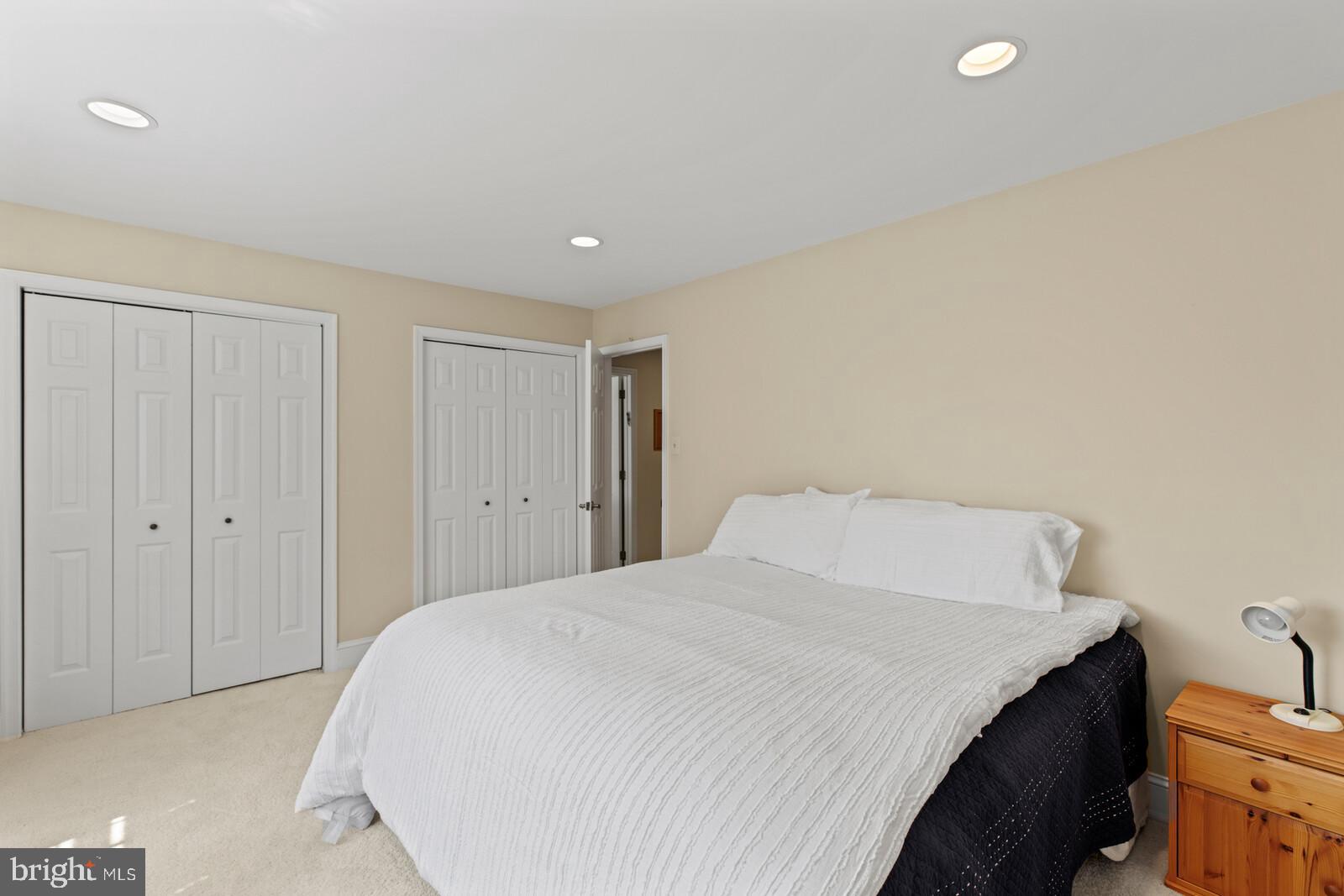 MAPLE GLEN - Residential