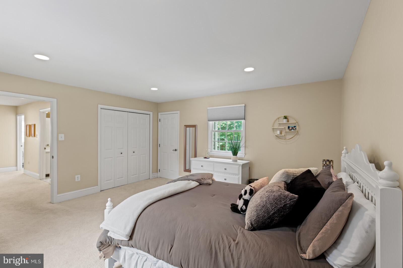 MAPLE GLEN - Residential