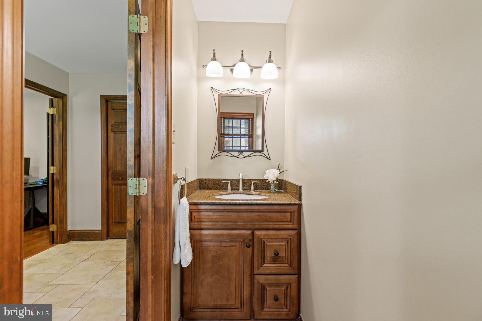 MAPLE GLEN - Residential