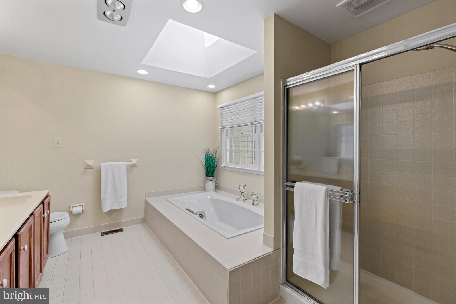 MAPLE GLEN - Residential