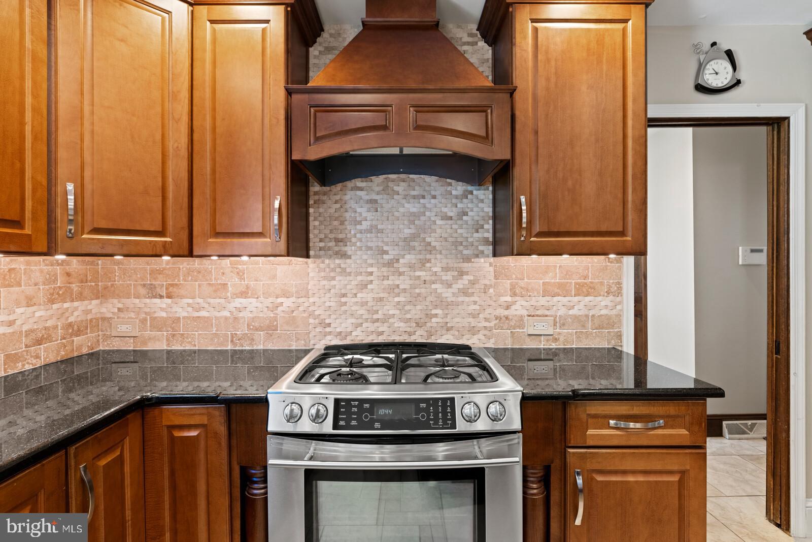 MAPLE GLEN - Residential