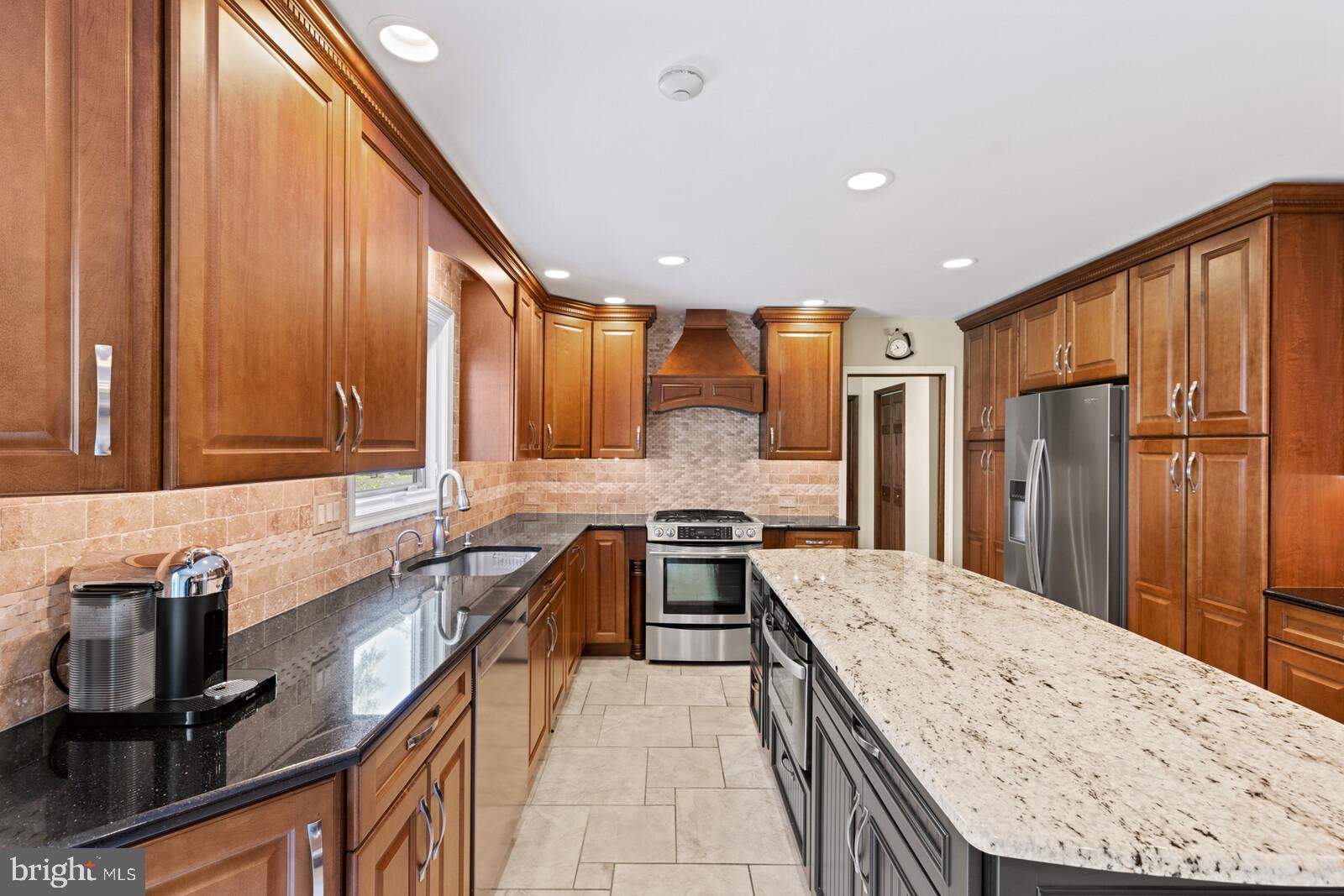 MAPLE GLEN - Residential