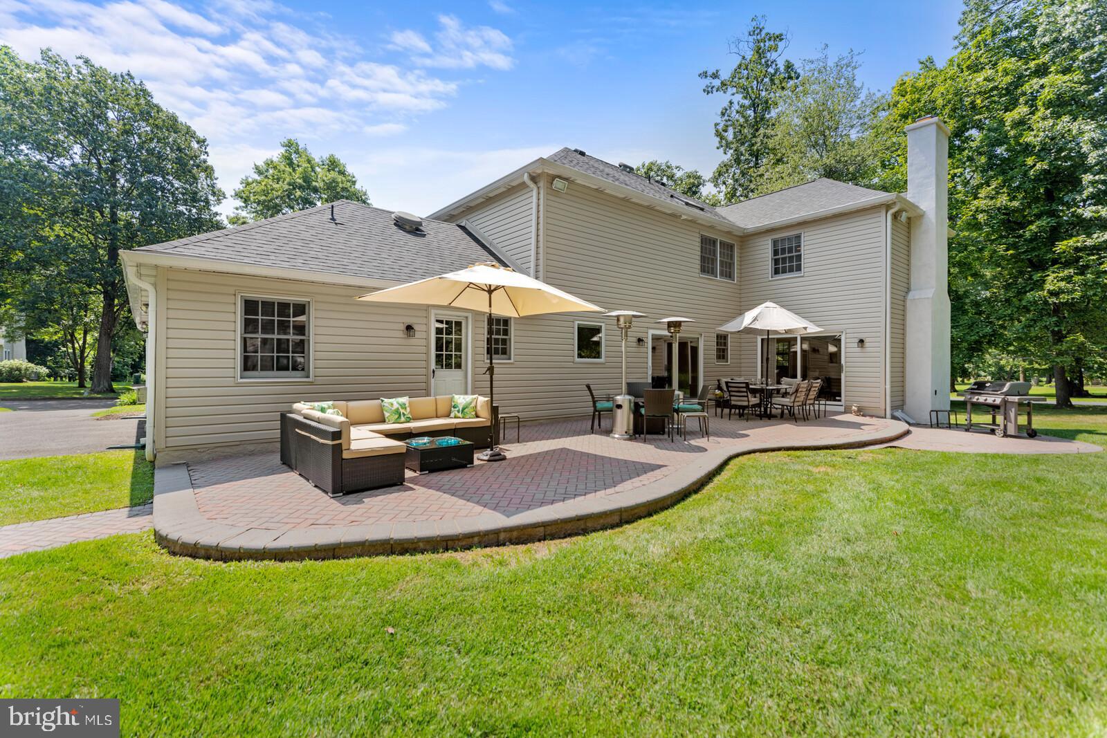 MAPLE GLEN - Residential