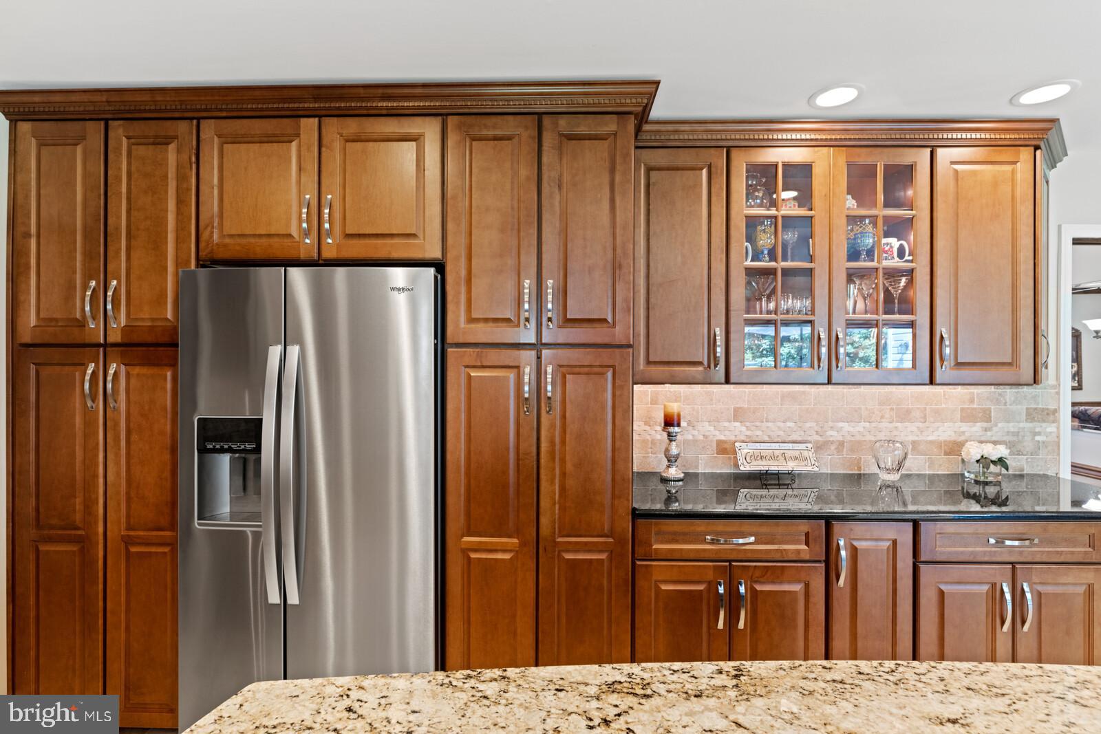 MAPLE GLEN - Residential