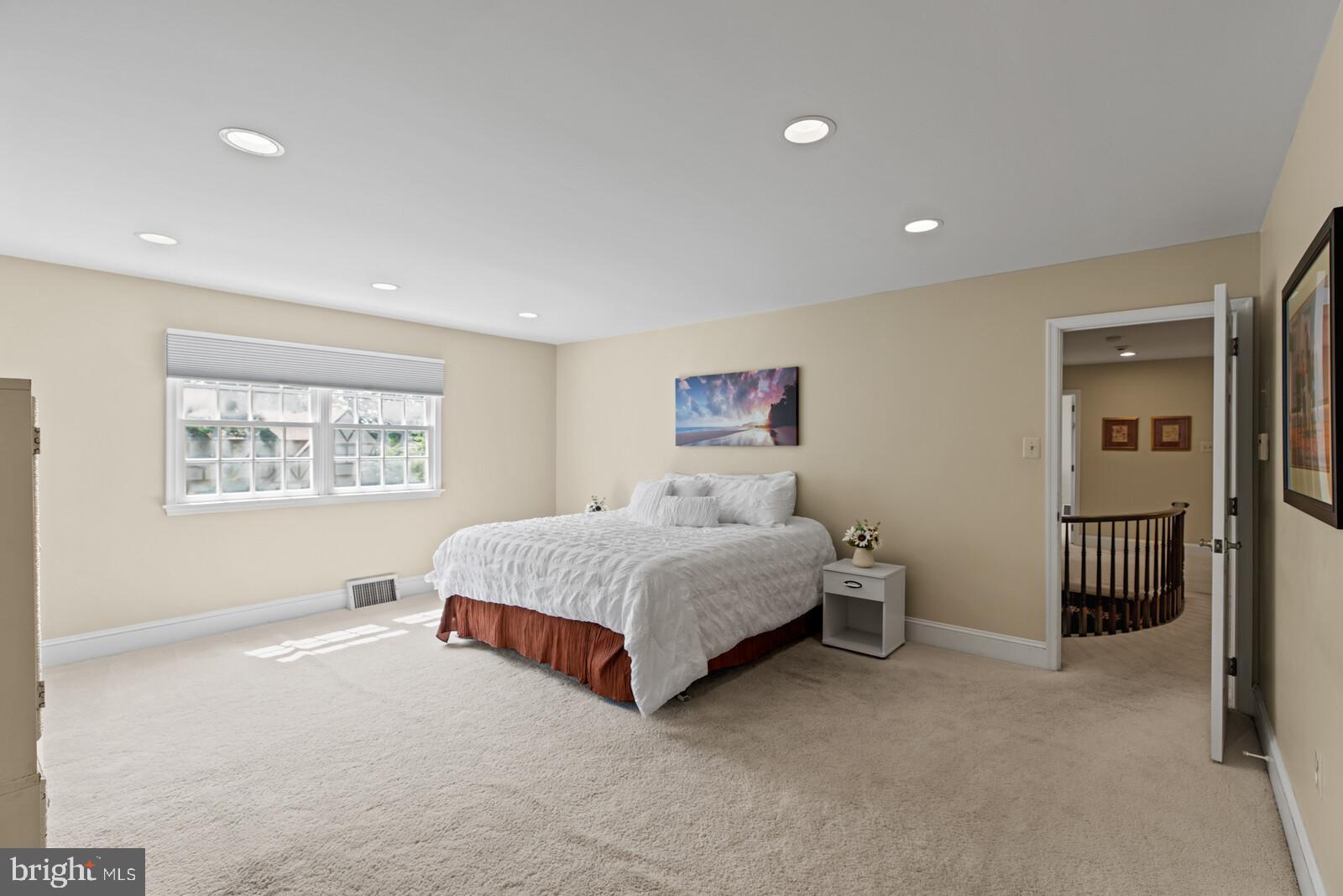 MAPLE GLEN - Residential