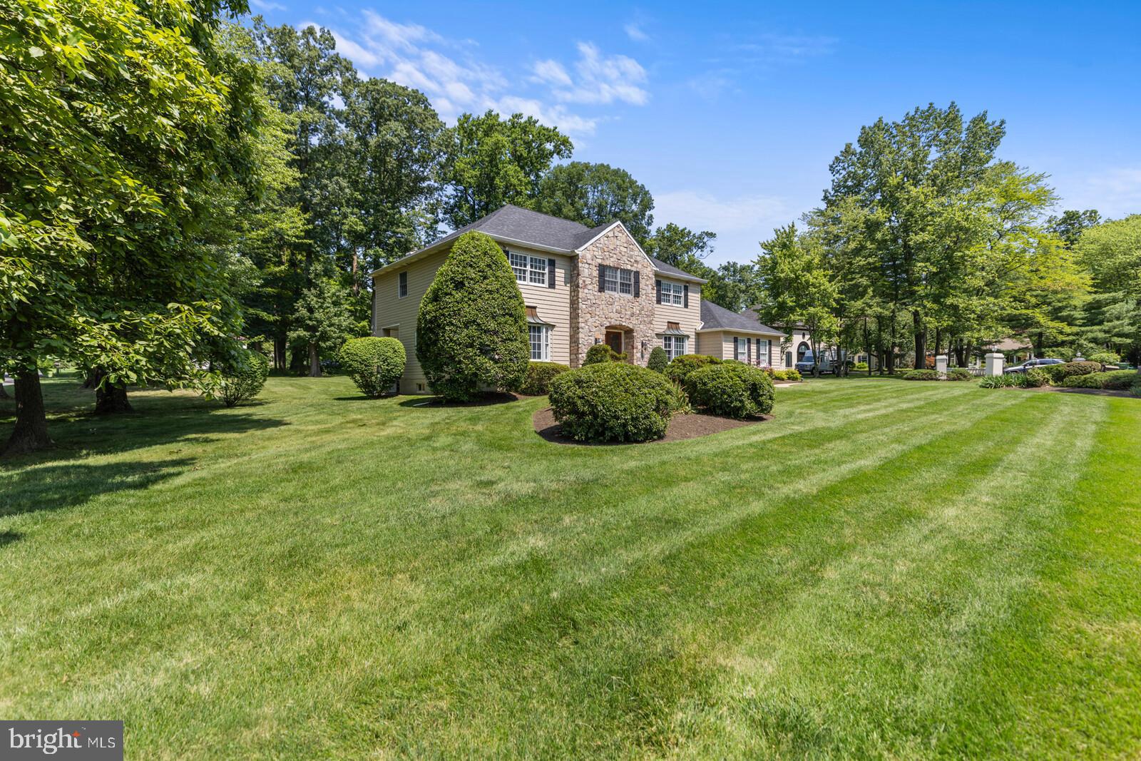 MAPLE GLEN - Residential