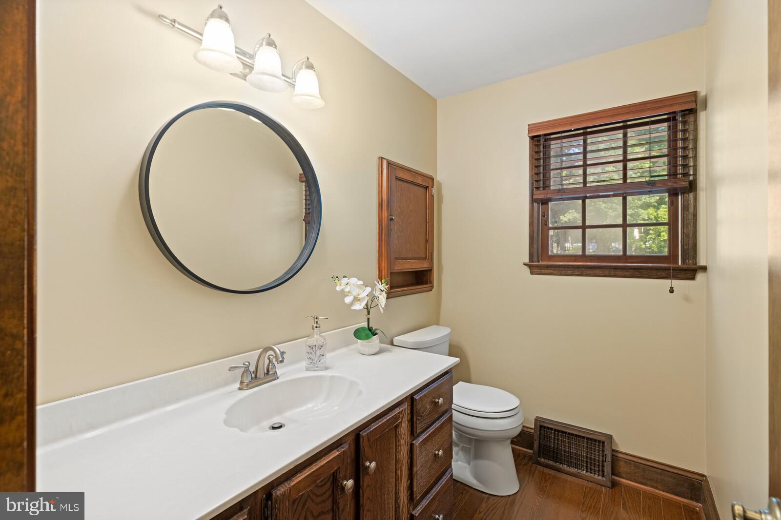 MAPLE GLEN - Residential