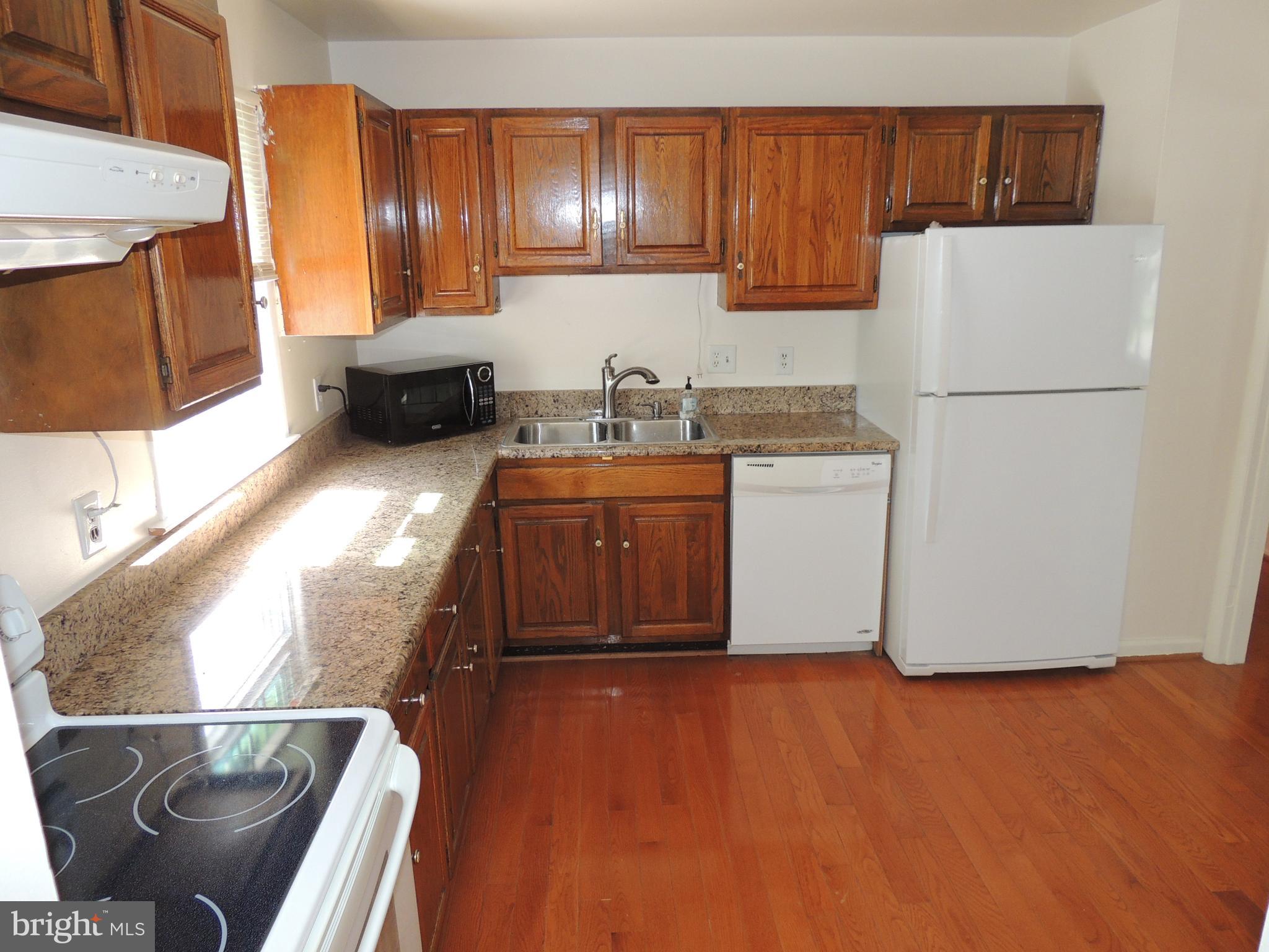 DALE CITY - Residential Lease