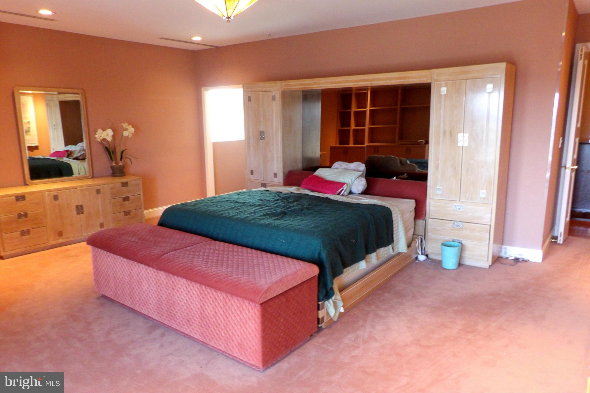 TUSCANY CANTERBURY - Residential