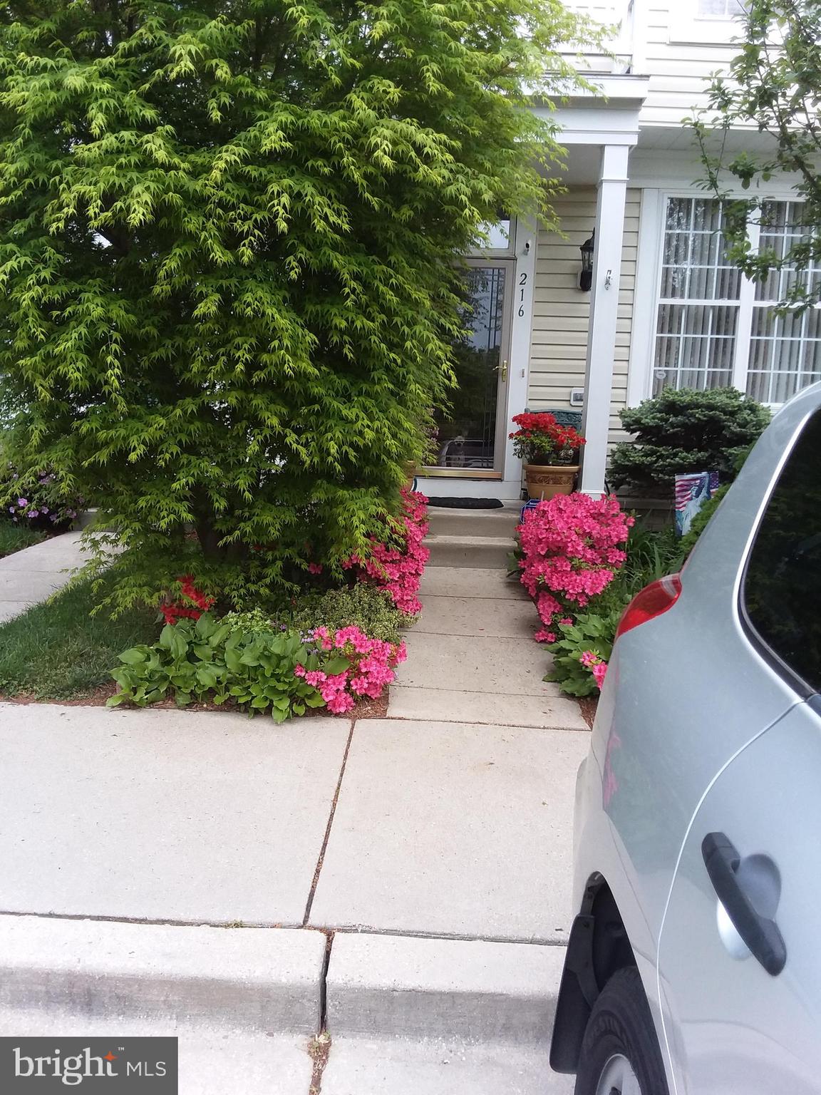 SEVEN OAKS - Residential