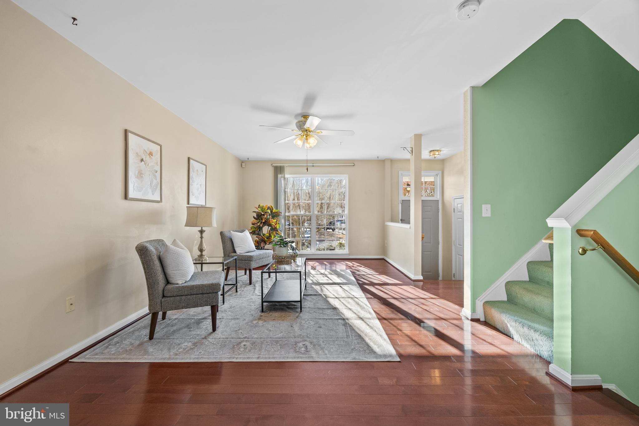 SEVEN OAKS - Residential